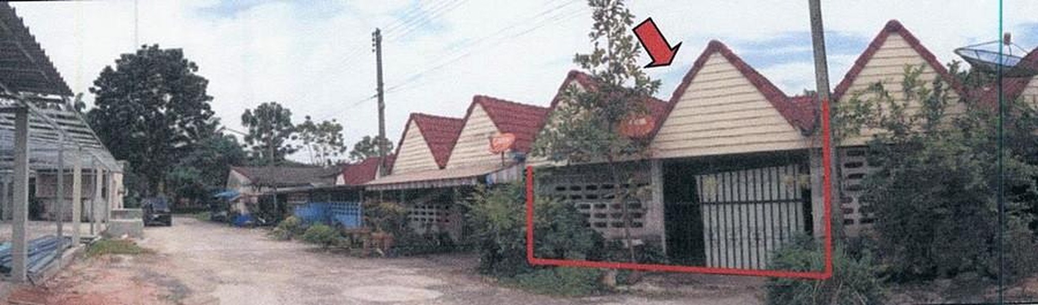 ทรัพย์สถาบันโดย ธอส. ทาวน์เฮาส์  ถนนท่าพลา