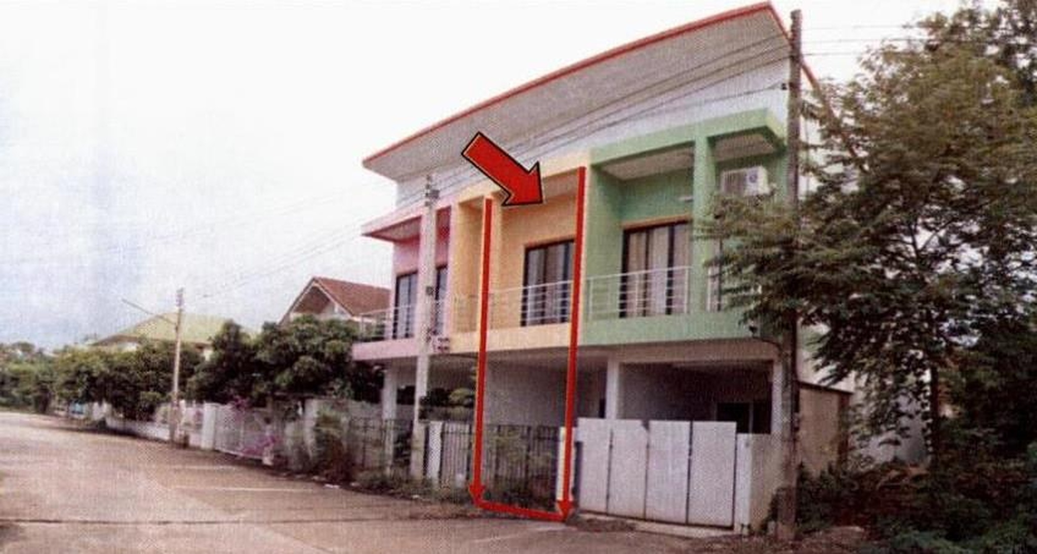 ทรัพย์สถาบันโดย ธอส. ทาวน์เฮาส์ ทเวลตี้ทูโมเดิร์นโฮม