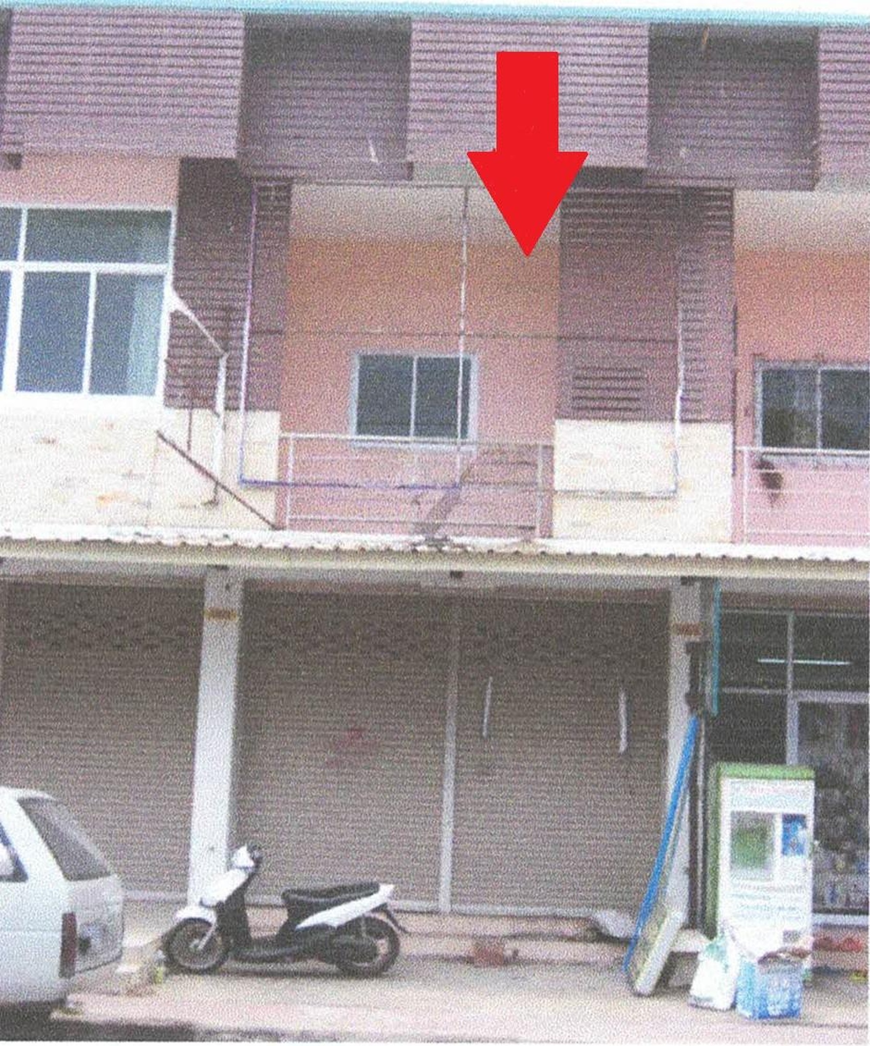 ทรัพย์สถาบันโดย  ตึกแถว-อาคารพาณิชย์