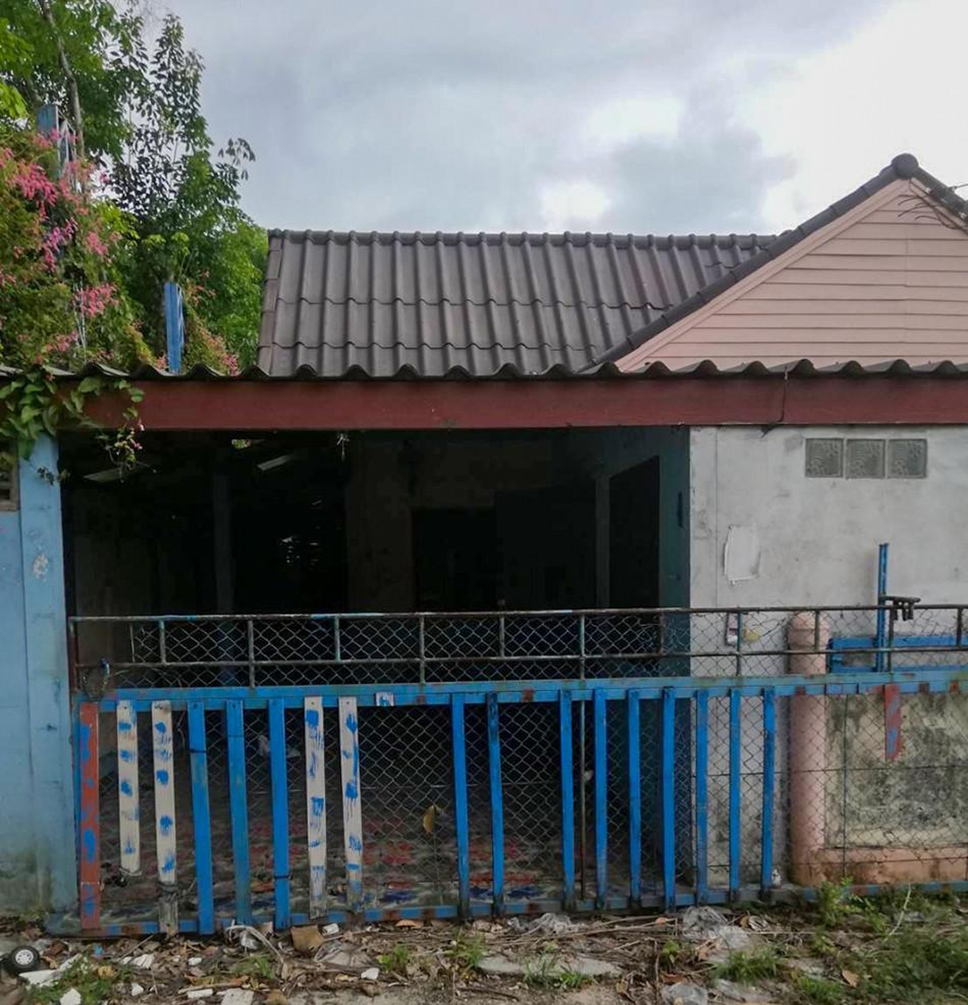 ทรัพย์สถาบันโดย ธอส. บ้านแฝด สมปราถนา1เฟส2