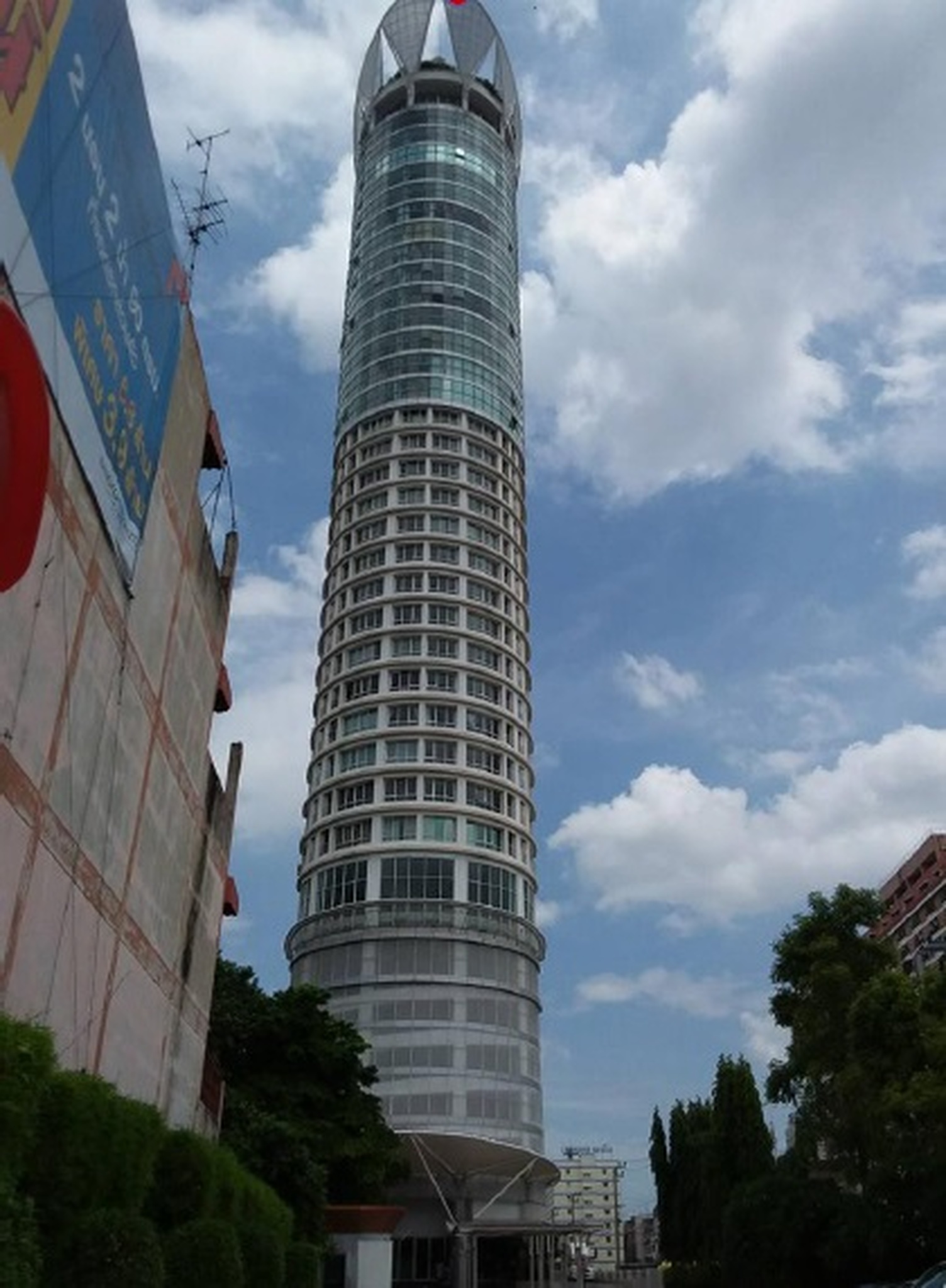 ทรัพย์สถาบันโดย SCB คอนโดติด ARL หัวหมาก แบงค์คอก ฮอไรซอน รามคำแหง (Bangkok Horizon Ramkhamhaeng)