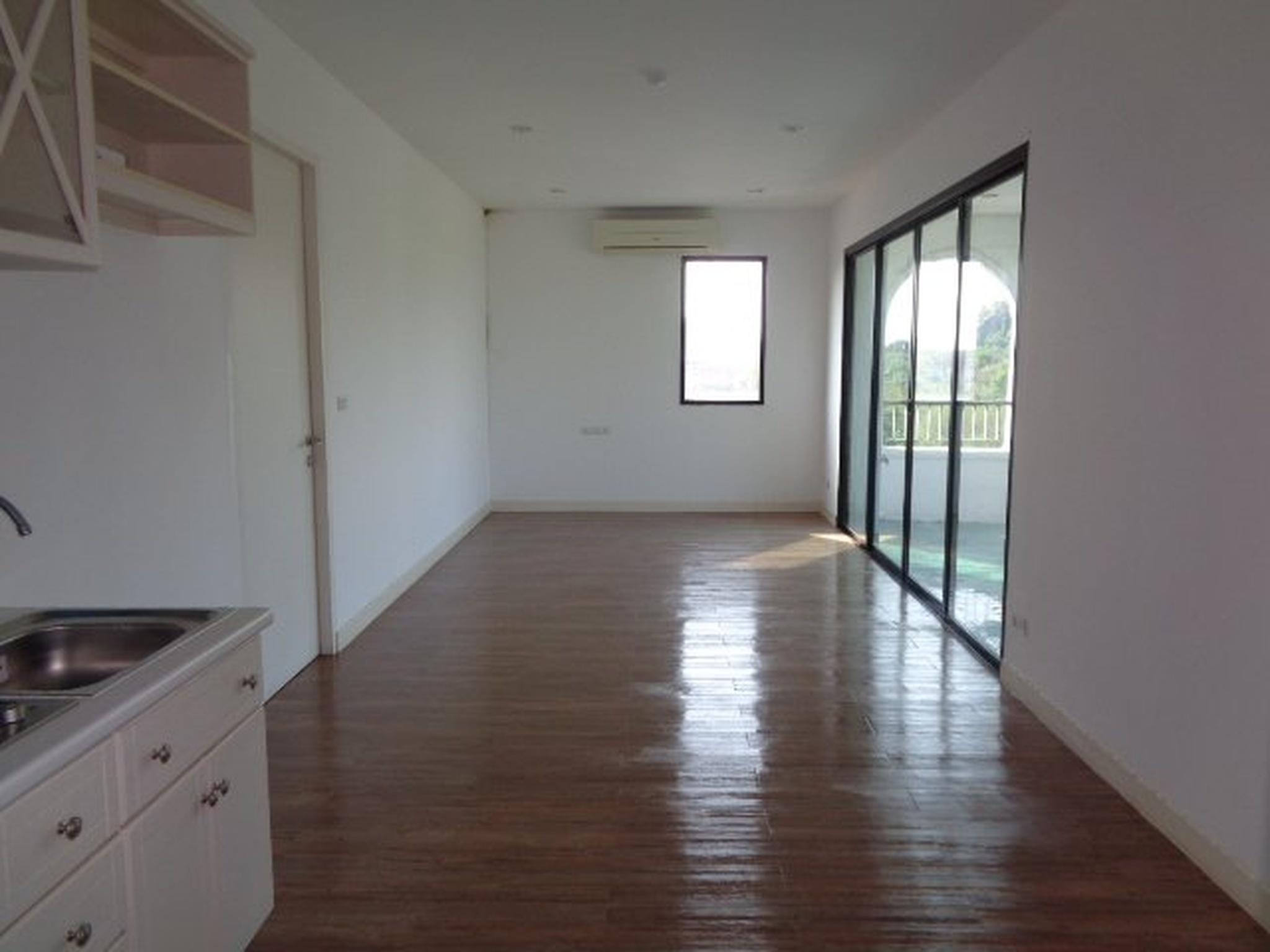 ทรัพย์สถาบันโดย SCB คอนโด นาวิโอ หัวหิน คอนโดมิเนียม (Navio Huahin Condominium)