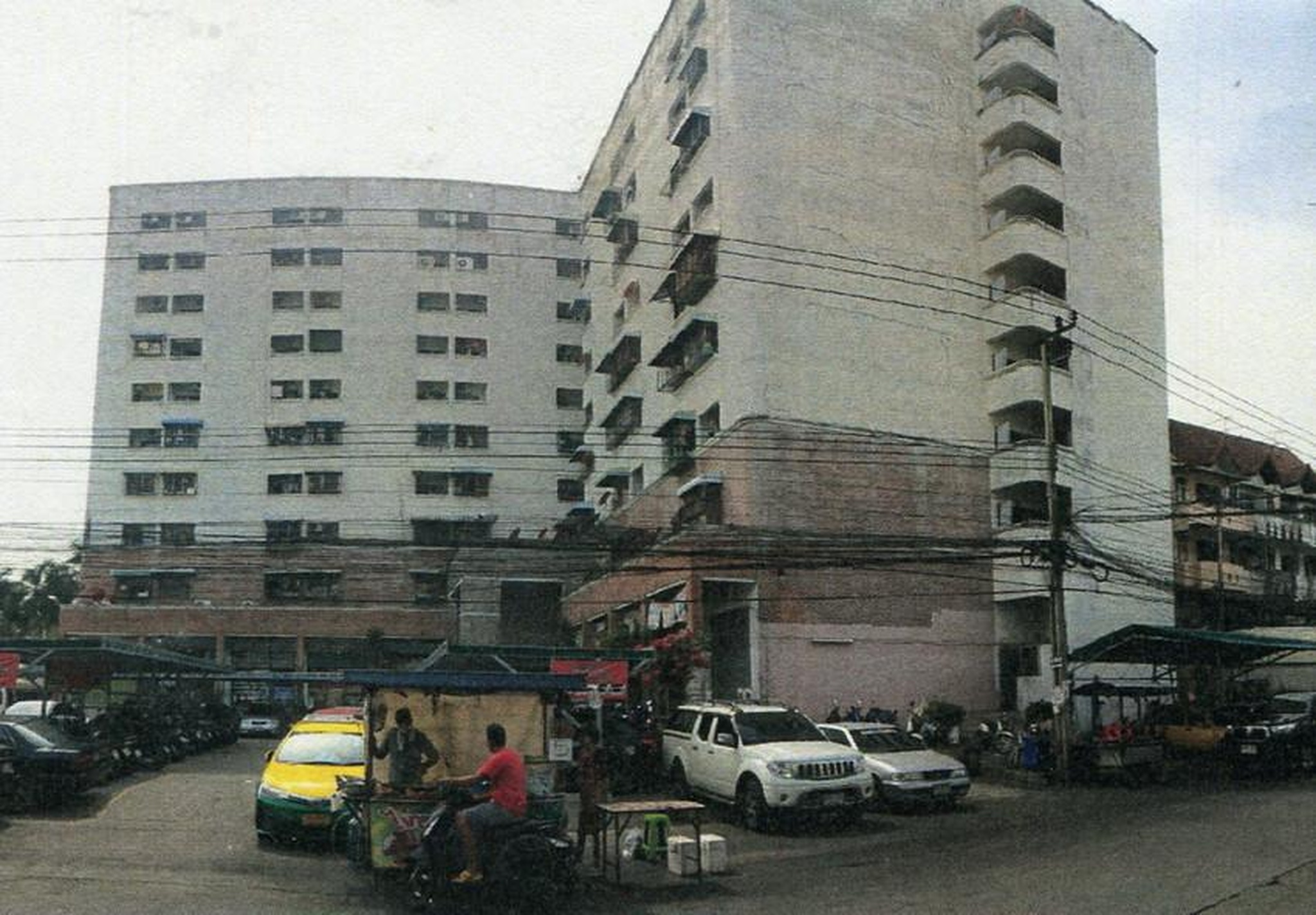 ทรัพย์สถาบันโดย ธอส. คอนโด ศรีไทย คอนโด 5 (Srithai Condo 5)