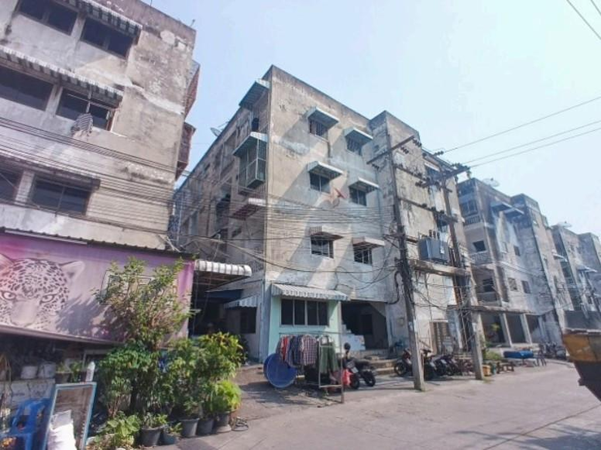 ทรัพย์สถาบันโดย ธอส. คอนโด บ้านสวนนครธน 1 (Baan Suan Nakhon Thon 1)
