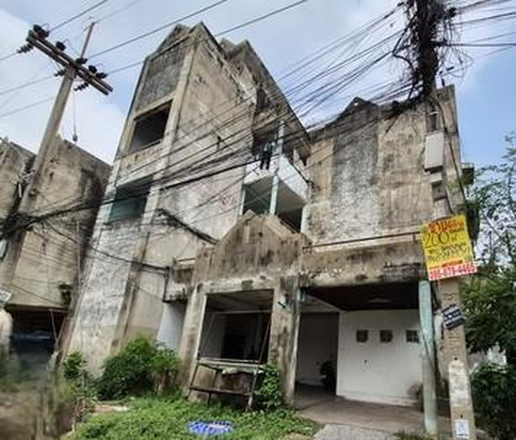 ทรัพย์สถาบันโดย GHB คอนโด รังสิตซิตี้ (แฟลตปลาทอง) (Rangsit City (Flat Plathong))
