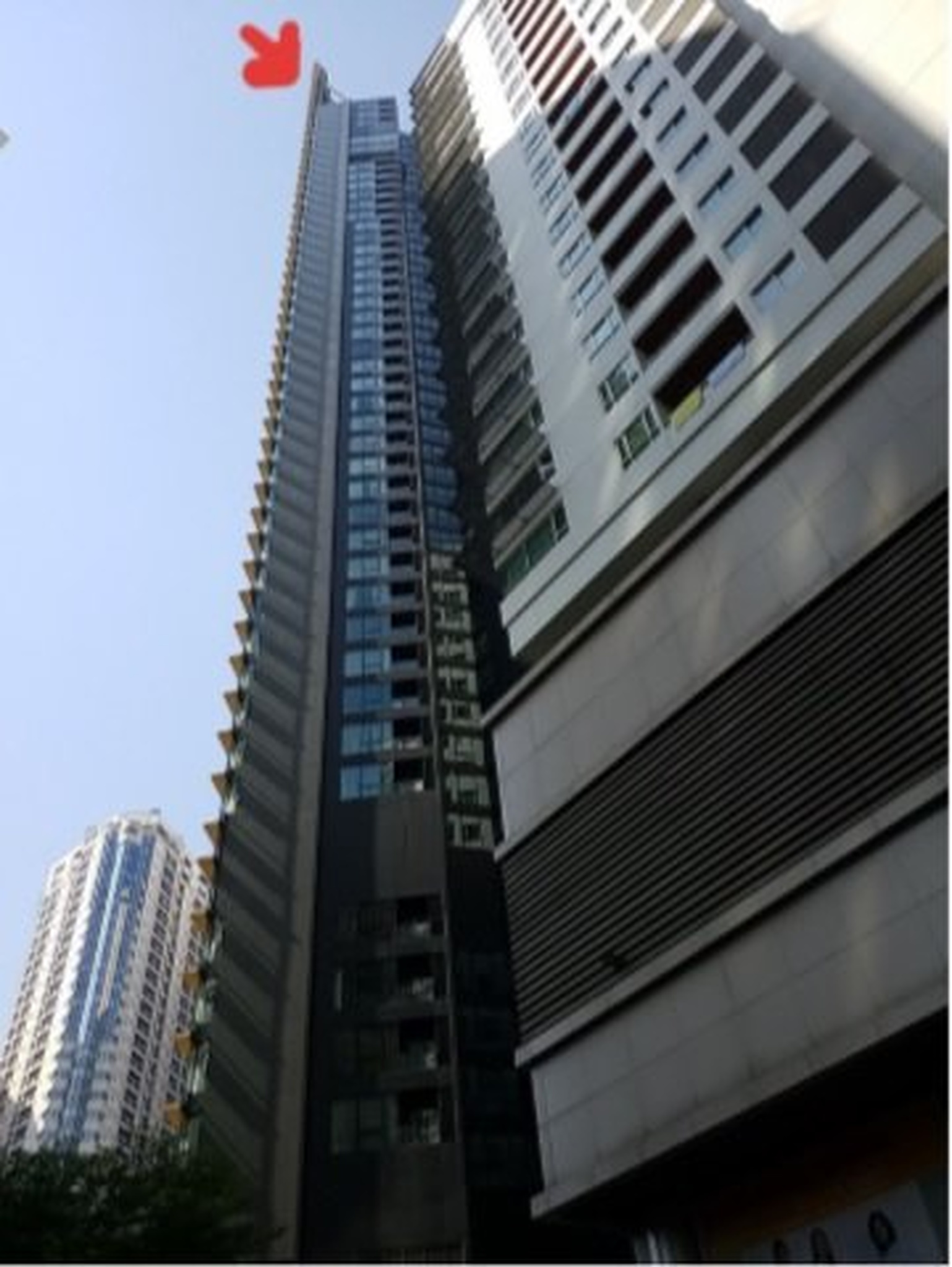 ทรัพย์สถาบันโดย SCB คอนโดติด MRT ศูนย์ฯสิริกิติ์ เดอะ ลุมพินี ทเวนตี้โฟร์ (The Lumpini 24)