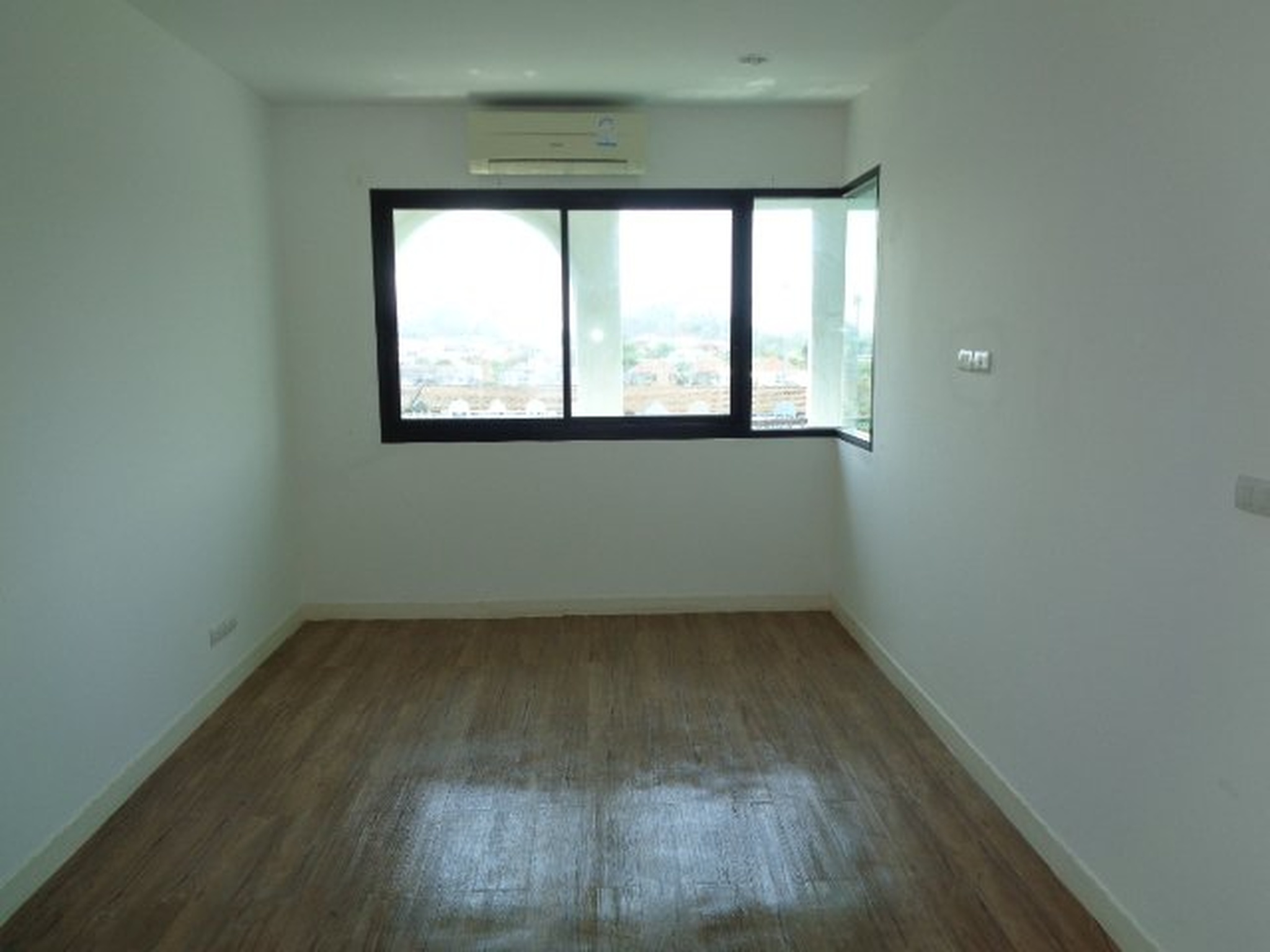 ทรัพย์สถาบันโดย SCB คอนโด นาวิโอ หัวหิน คอนโดมิเนียม (Navio Huahin Condominium)