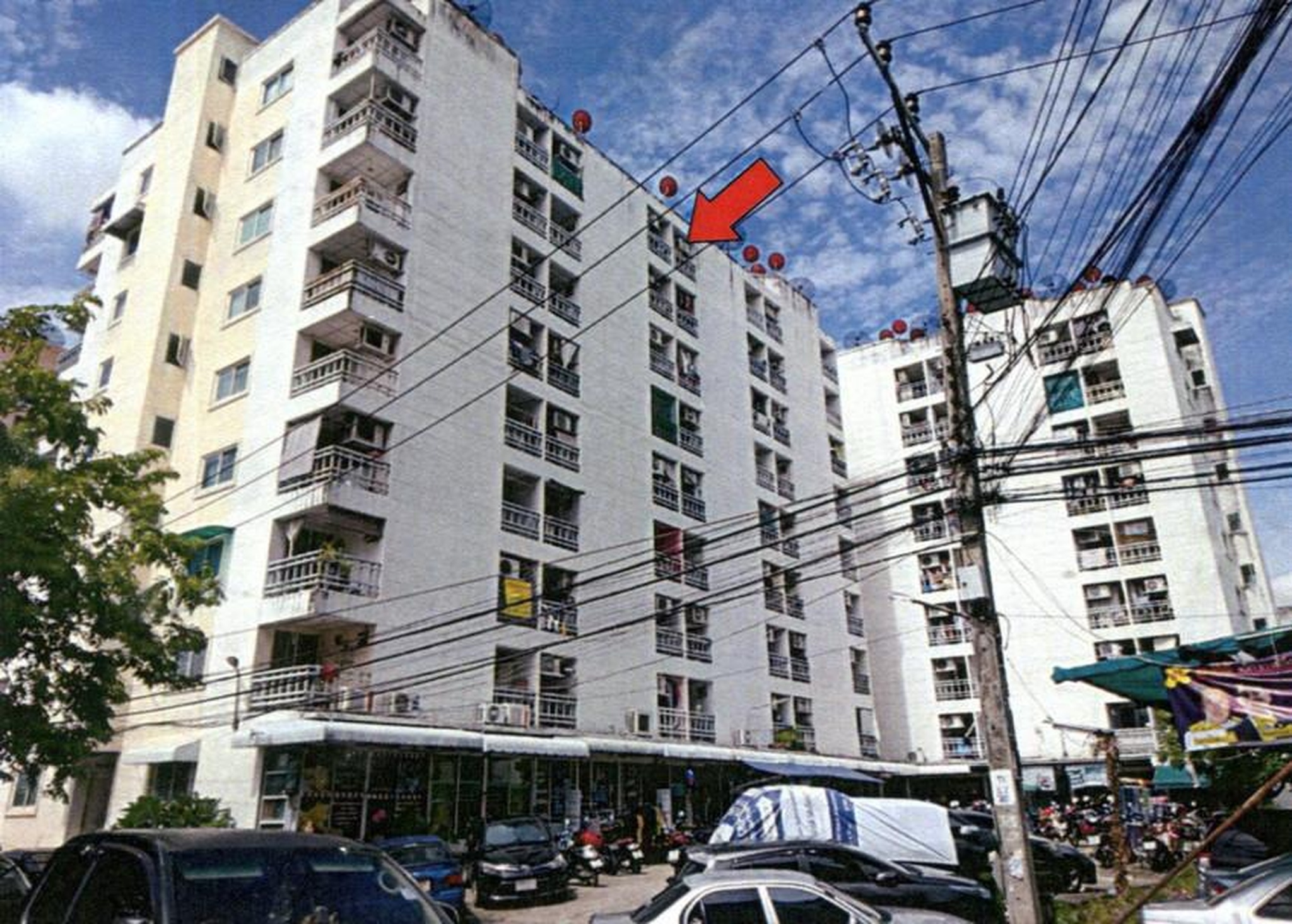 ทรัพย์สถาบันโดย GHB คอนโดติด MRT หลักสอง นิรันดร์ ซิตี้ สาทรตัดใหม่ (อาคารแอล-เอ็ม) (Niran City Sathorn Tad Mai (Building L-M))