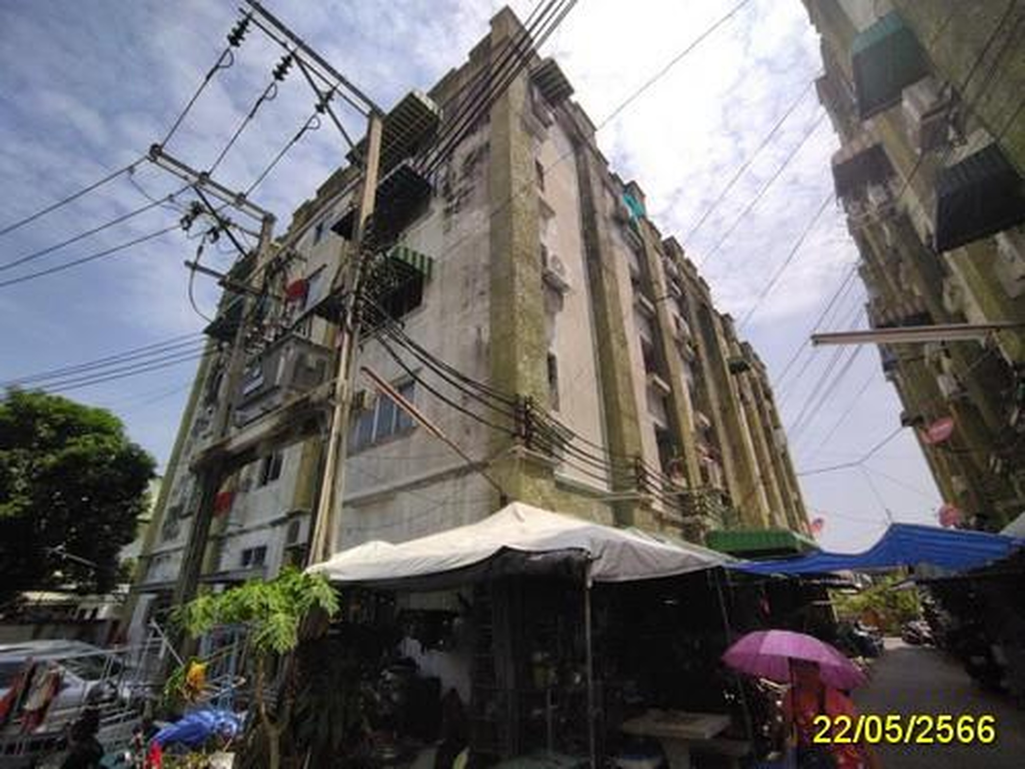 ทรัพย์สถาบันโดย ธอส. คอนโดติด MRT รัชดาภิเษก คาสซึล คอนโดทาวน์ (Castle Condotown)