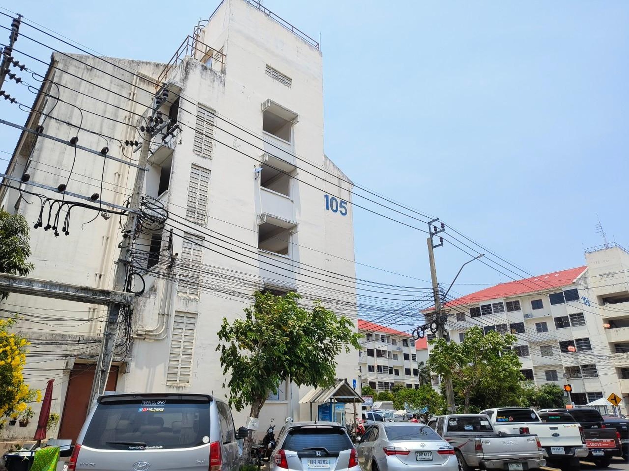 ทรัพย์สถาบันโดย ธอส. คอนโด บ้านเอื้ออาทร สุวรรณภูมิ 2 (บางนา) (Baan Ua-Athorn Bangna)