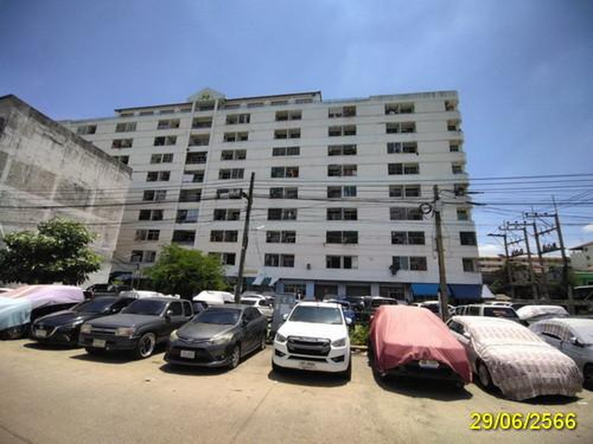 ทรัพย์สถาบันโดย ธอส. คอนโด นวนคร ลิฟวิ่งเพลส (Nawa Nakhon Living Place)