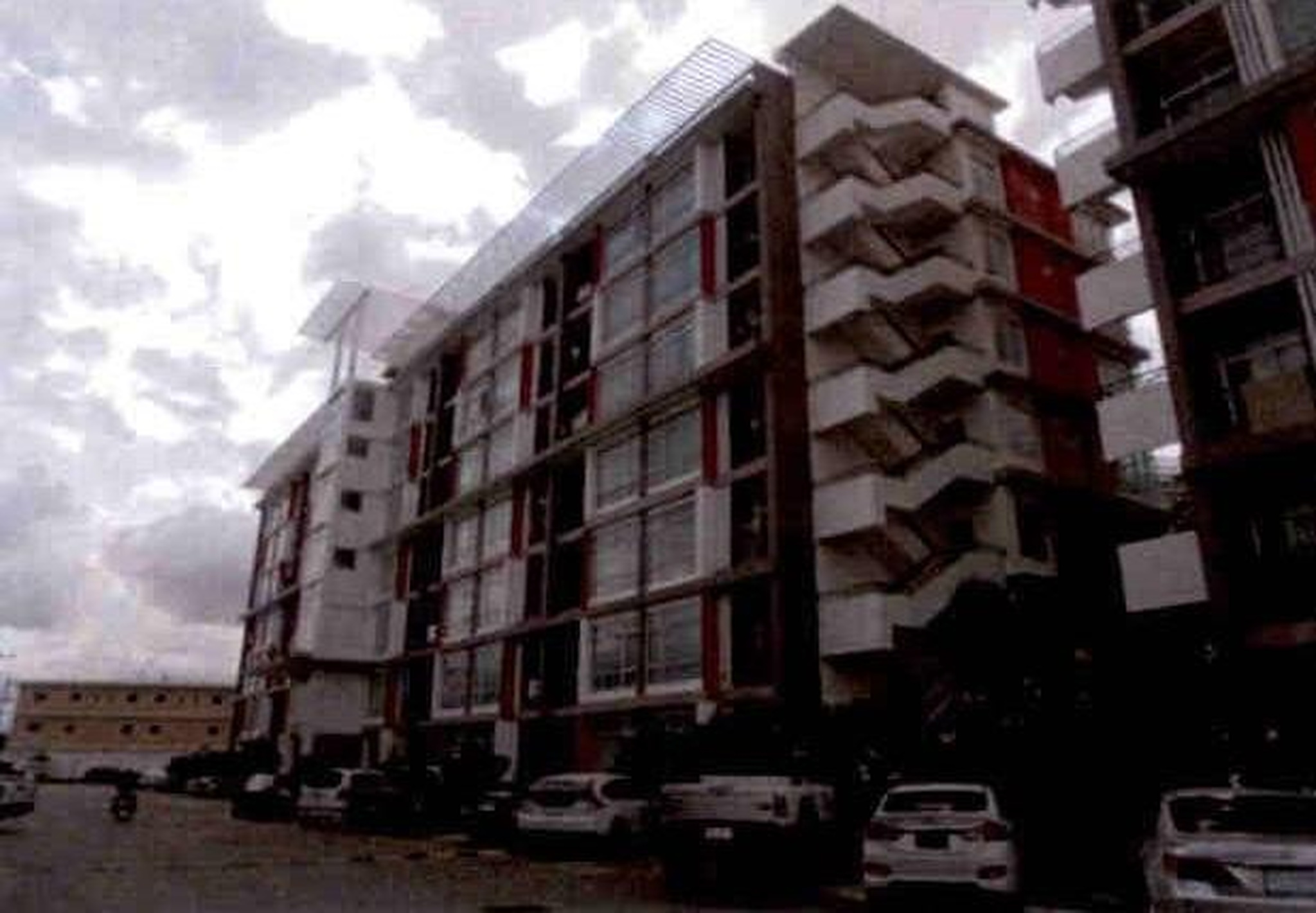 ทรัพย์สถาบันโดย ธอส. คอนโด ซีซี คอนโดมิเนียม 1 (CC Condominium 1)