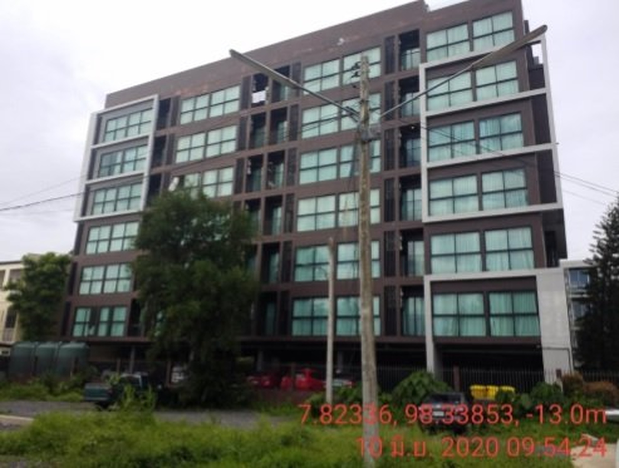 ทรัพย์สถาบันโดย SCB คอนโด ดีลักษณ์ คอนโดมิเนียม ภูเก็ต (DLUX Condominium Phuket)