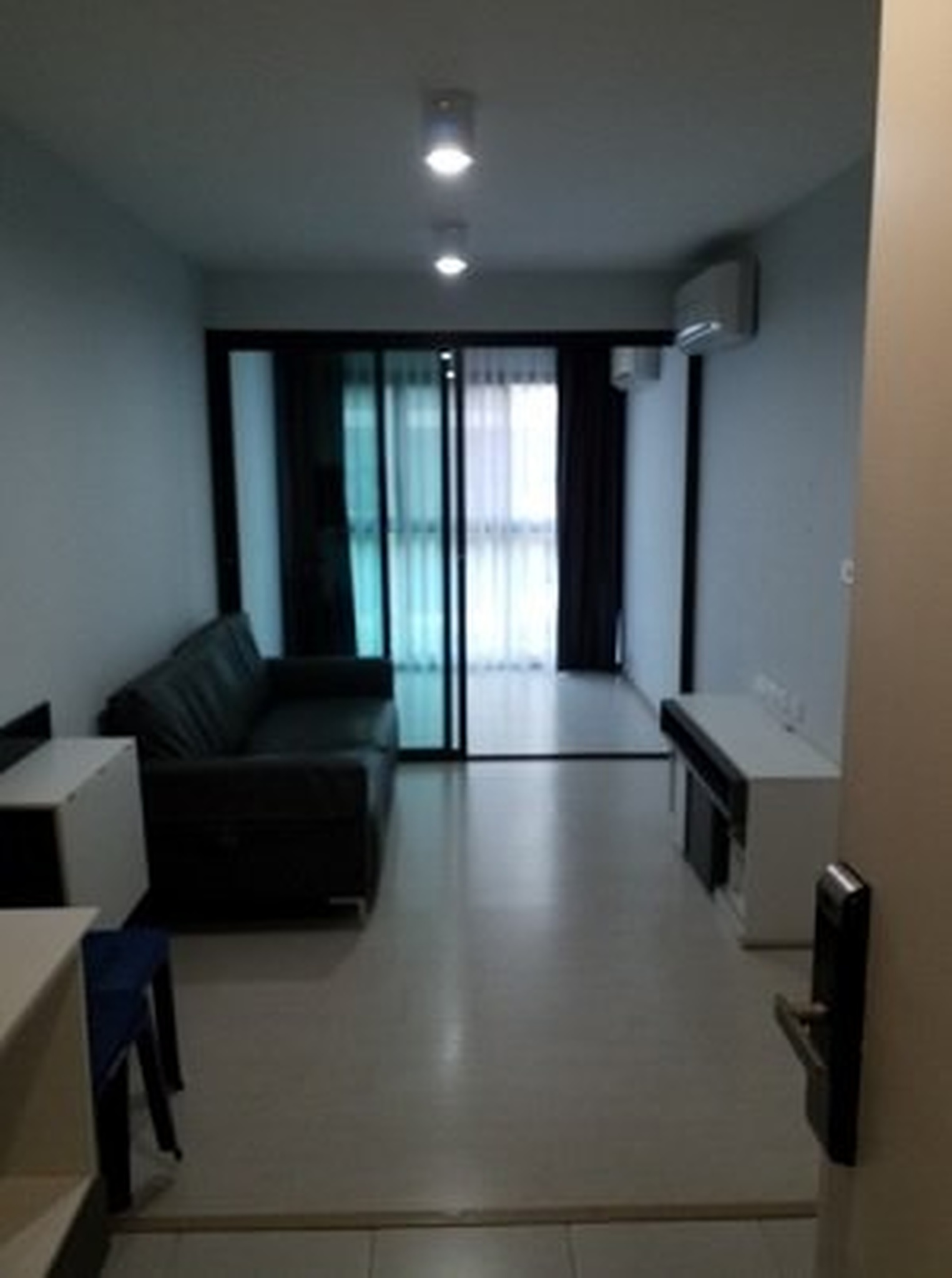 ทรัพย์สถาบันโดย SCB คอนโด สเคป 3 คอนโดมิเนียม (Zcape 3 Condominium)