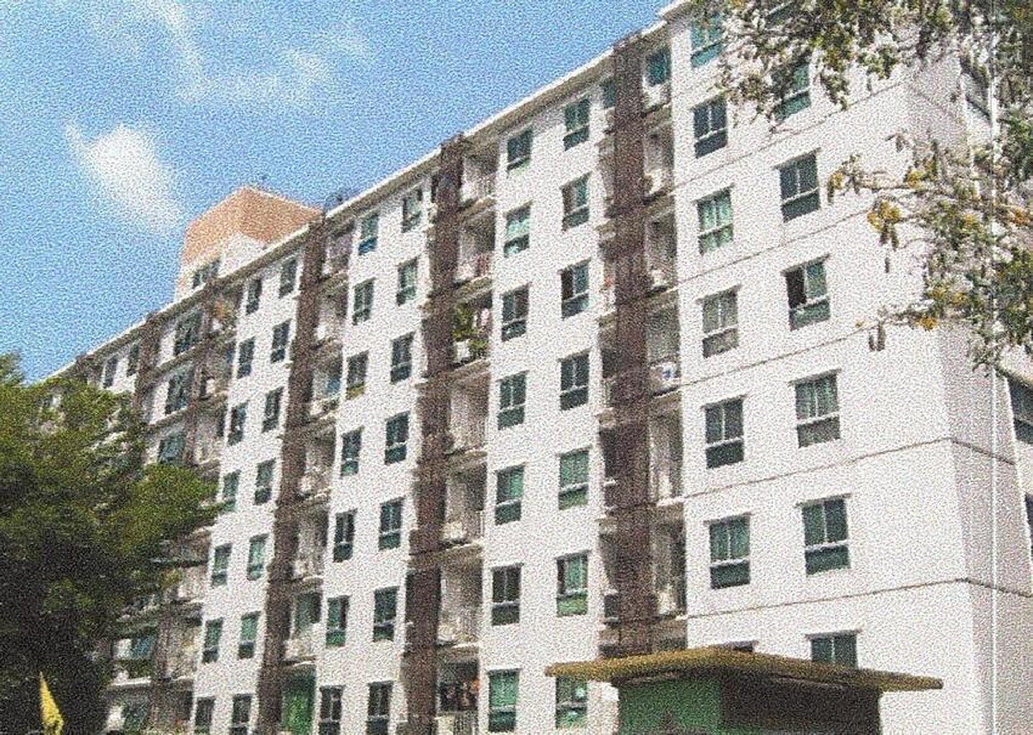 ทรัพย์สถาบันโดย ธอส คอนโดติด BTS สายหยุด รีเจ้นท์โฮม 11 พหลโยธิน 67/1 (Regent Home 11)