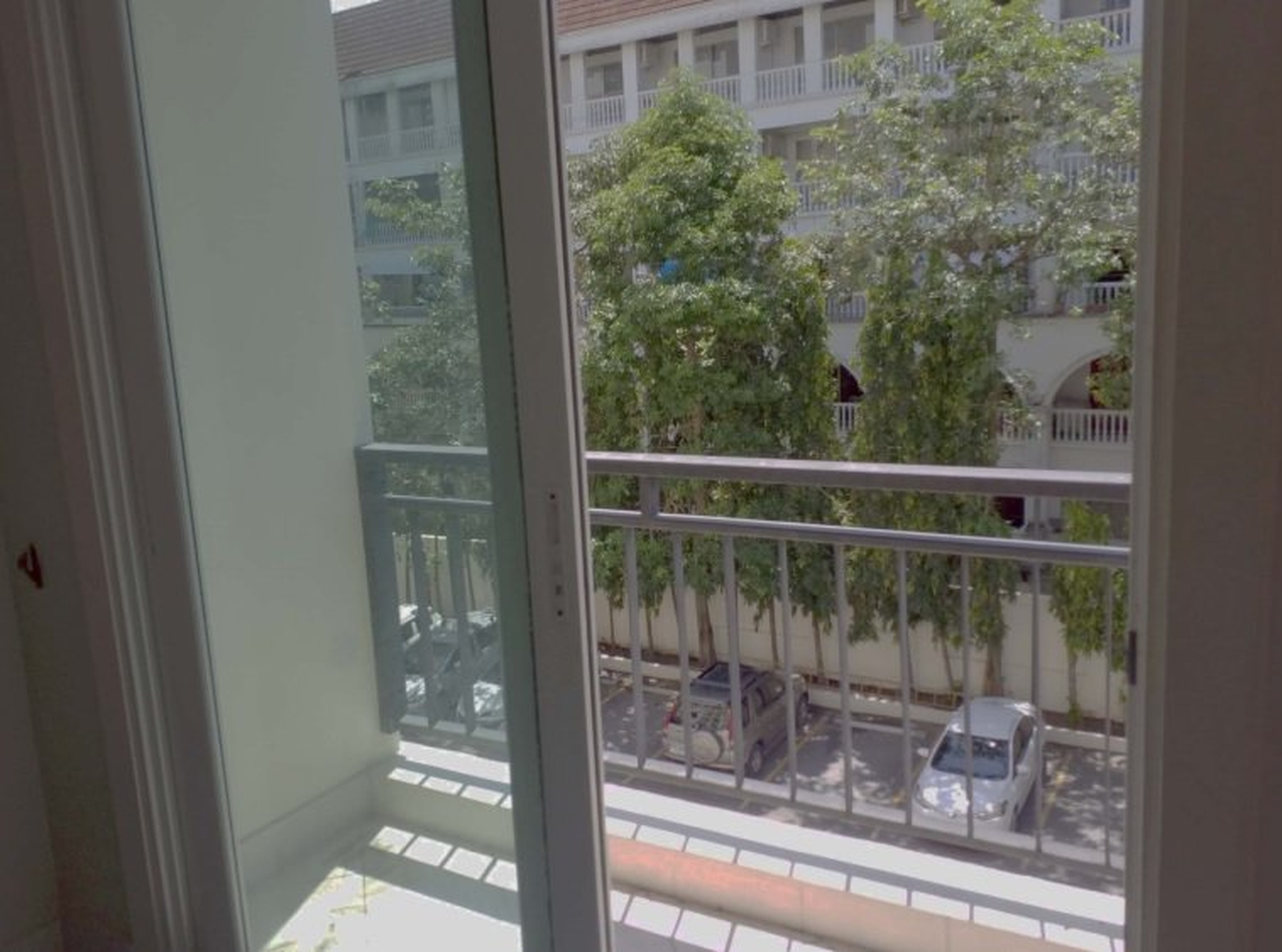ทรัพย์สถาบันโดย SCB คอนโด พาราไดซ์ พาร์ค จอมเทียน เรสซิเดนซ์ (Paradise Park Jomtien Residence)