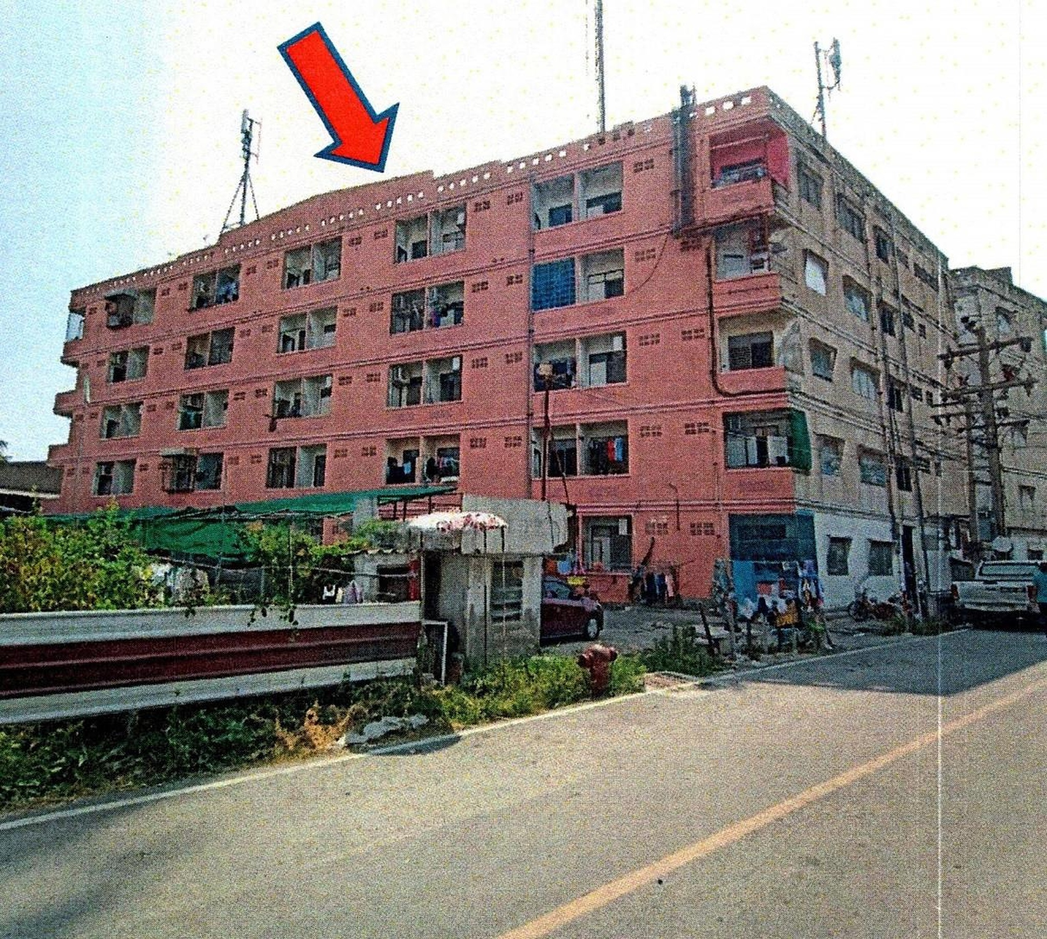 ทรัพย์สถาบันโดย ธอส คอนโด เลิศมงคลทองคอนโดบางปู (Lertmongkolthong Condo Bang Pu)