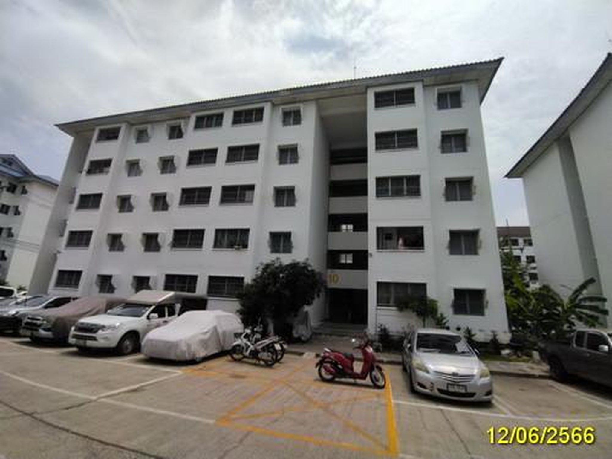 ทรัพย์สถาบันโดย ธอส คอนโด บ้านเอื้ออาทร พหลโยธิน กม.44 (Baan Ua-Athorn Phaholyothin Km.44)