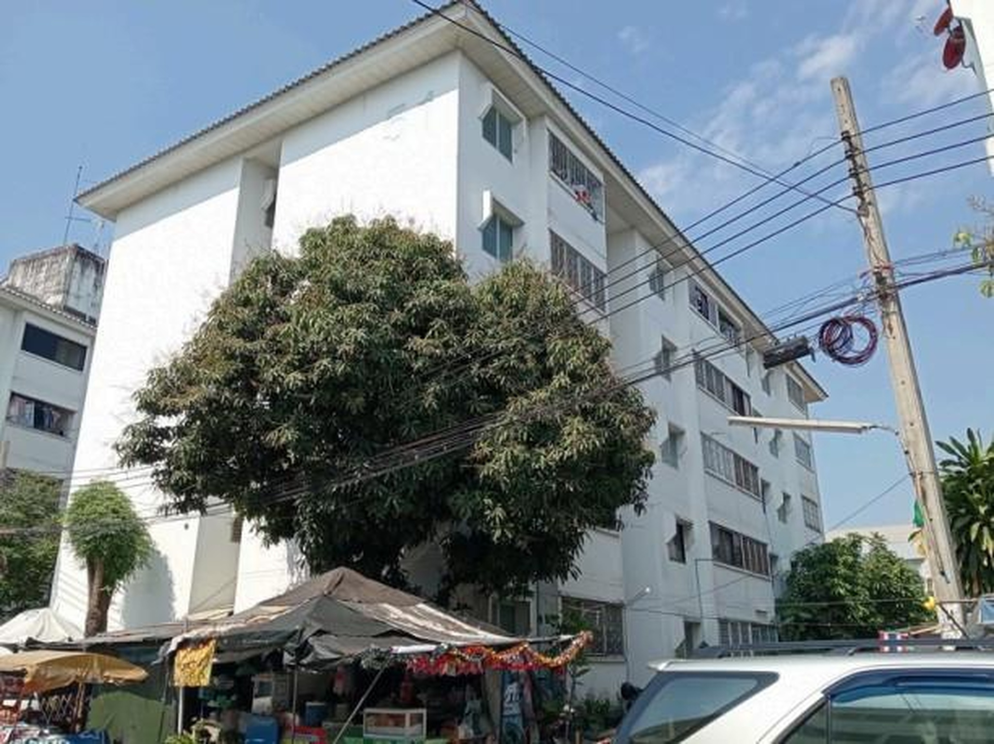 ทรัพย์สถาบันโดย ธอส คอนโด บ้านเอื้ออาทร นนทบุรี (วัดกู้ 2) (Baan Ua-Athorn Wat Koo 2)