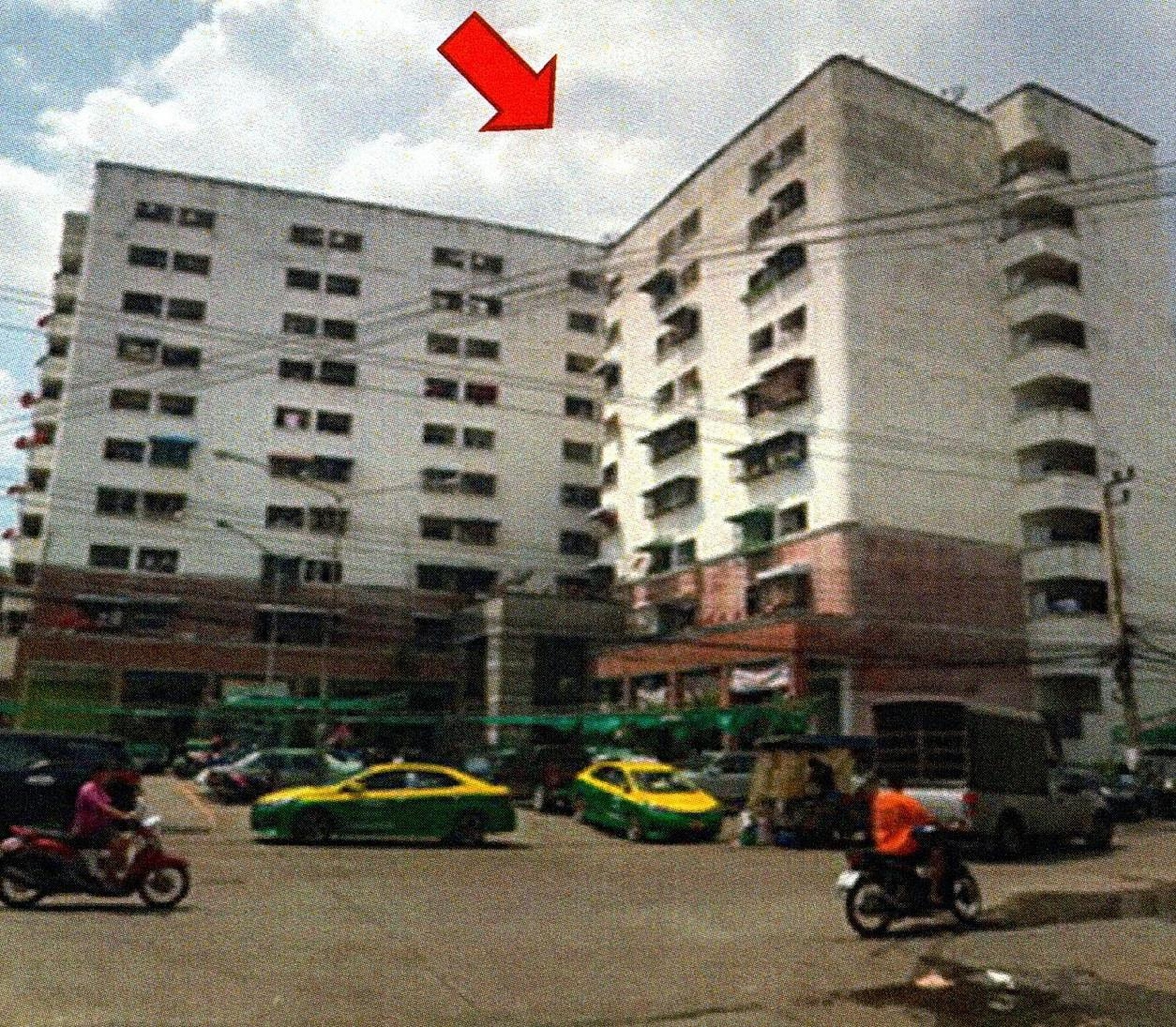 ทรัพย์สถาบันโดย ธอส คอนโด ศรีไทย คอนโด 5 (Srithai Condo 5)