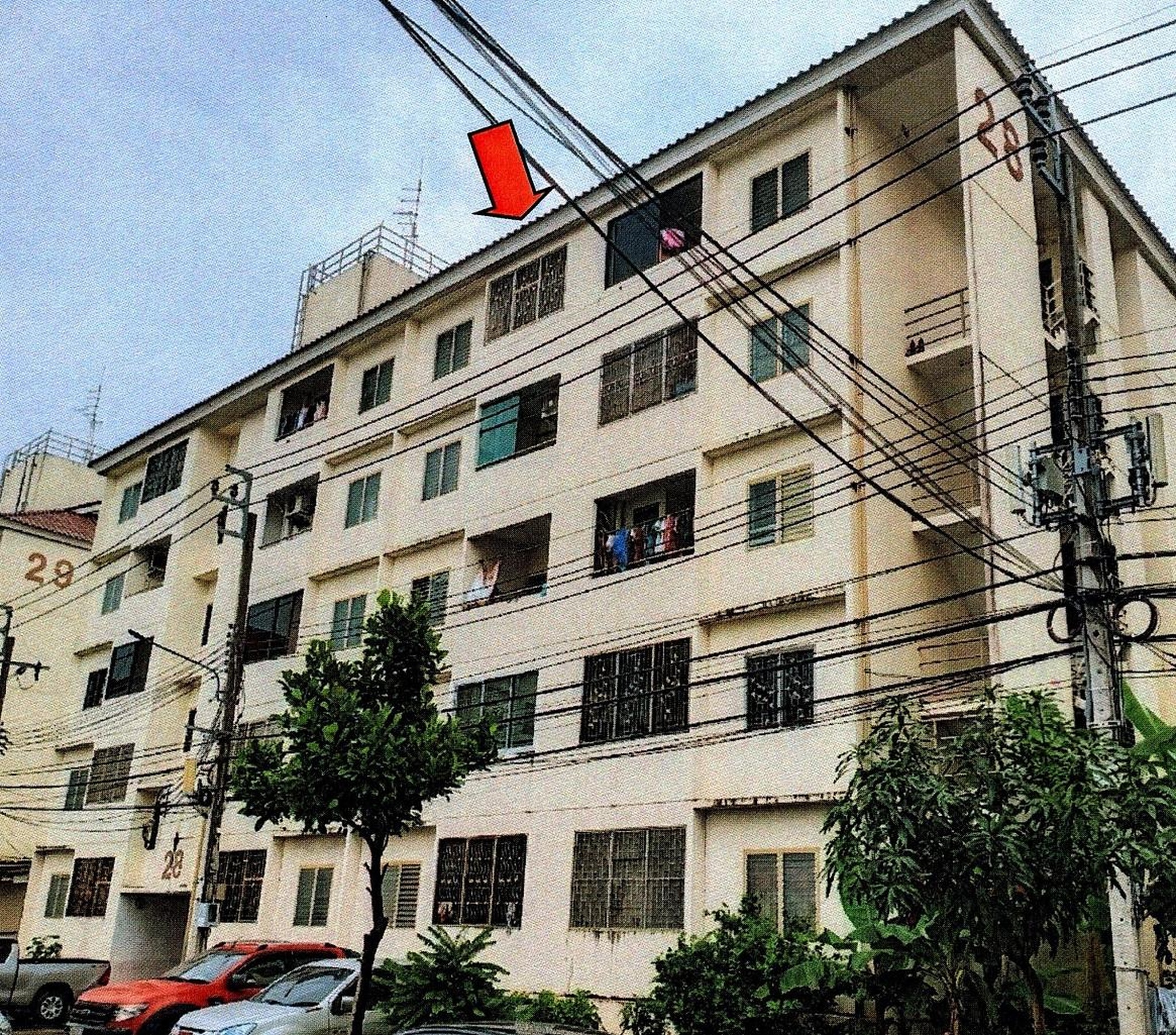 ทรัพย์สถาบันโดย ธอส คอนโด บ้านเอื้ออาทร ลาดกระบัง 2 (ประชาพัฒนา) (Baan Ua-Athorn Latkrabang 2)