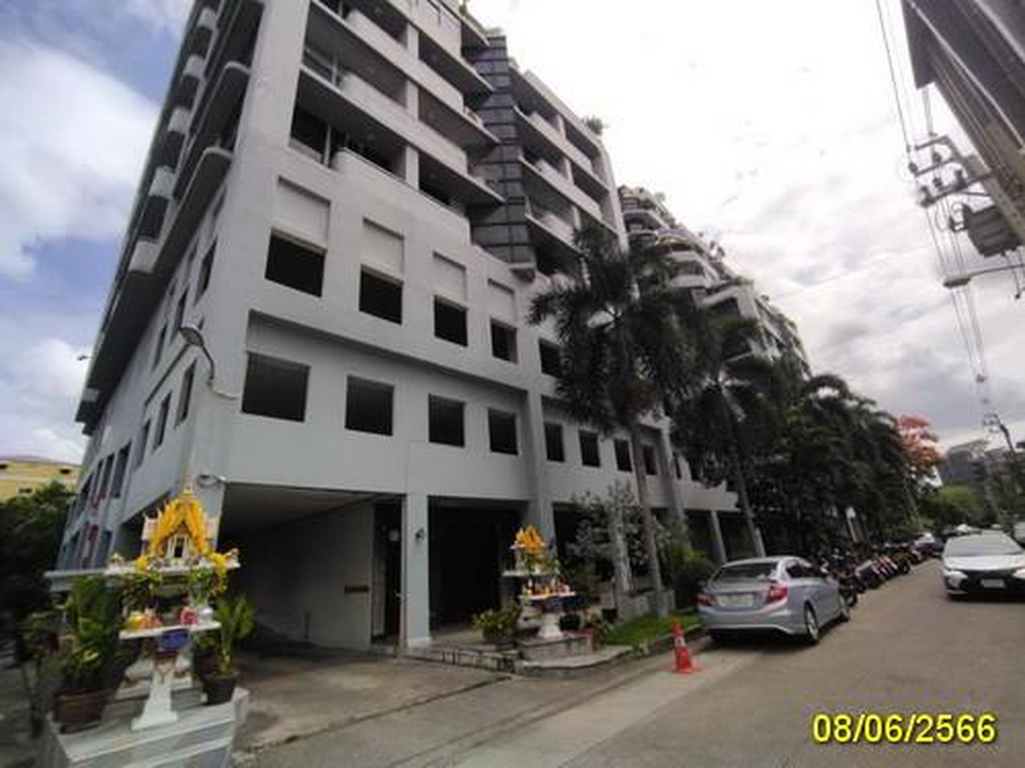 ทรัพย์สถาบันโดย ธอส. คอนโดติด YL01 รัชดา รัชอาภา ทาวเวอร์ (Ratcha-Apha Tower)