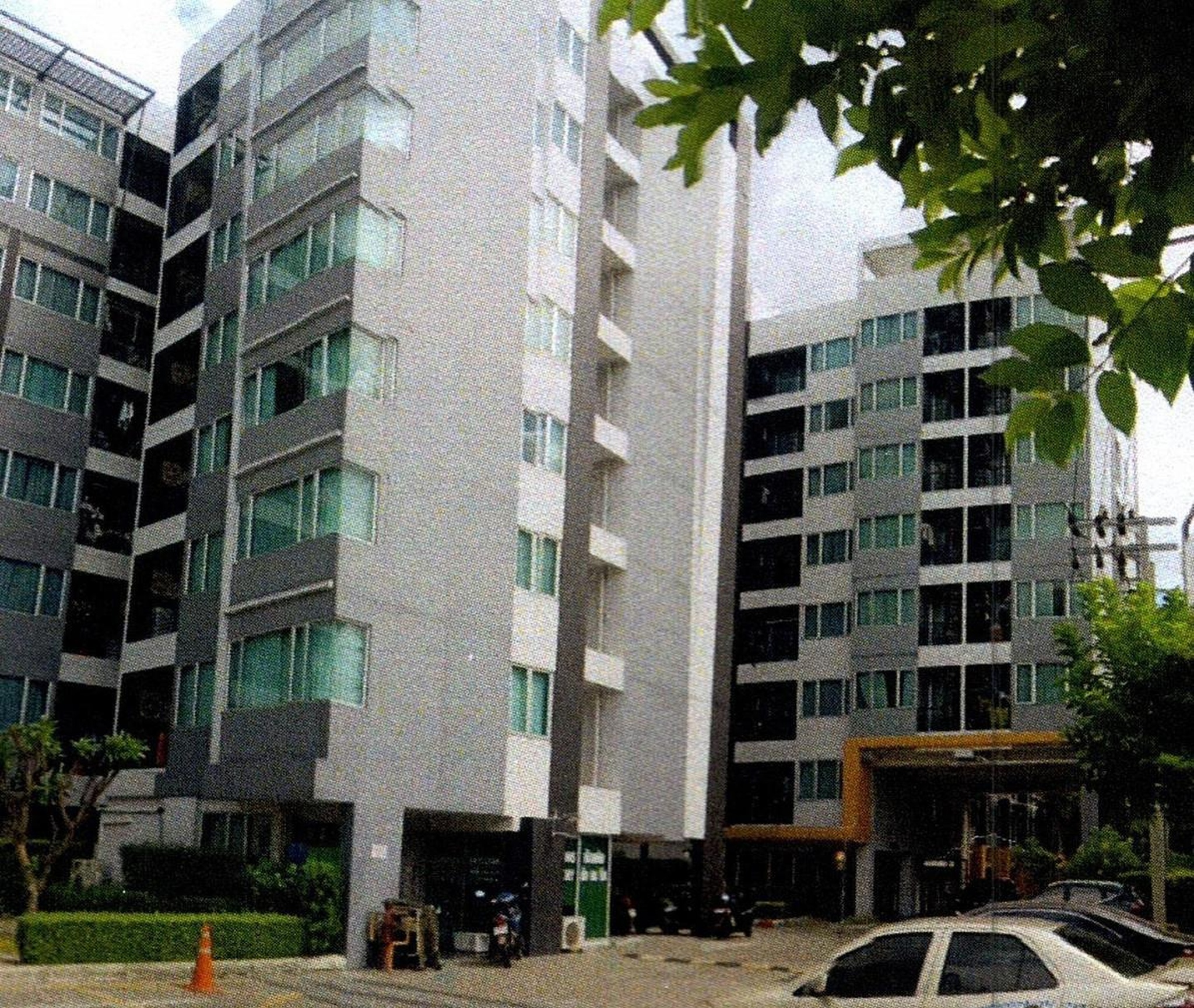ทรัพย์สถาบันโดย ธอส. คอนโดใกล้ MRT บางรักใหญ่ เอส 9 คอนโดมิเนียม (S9 Condominium)