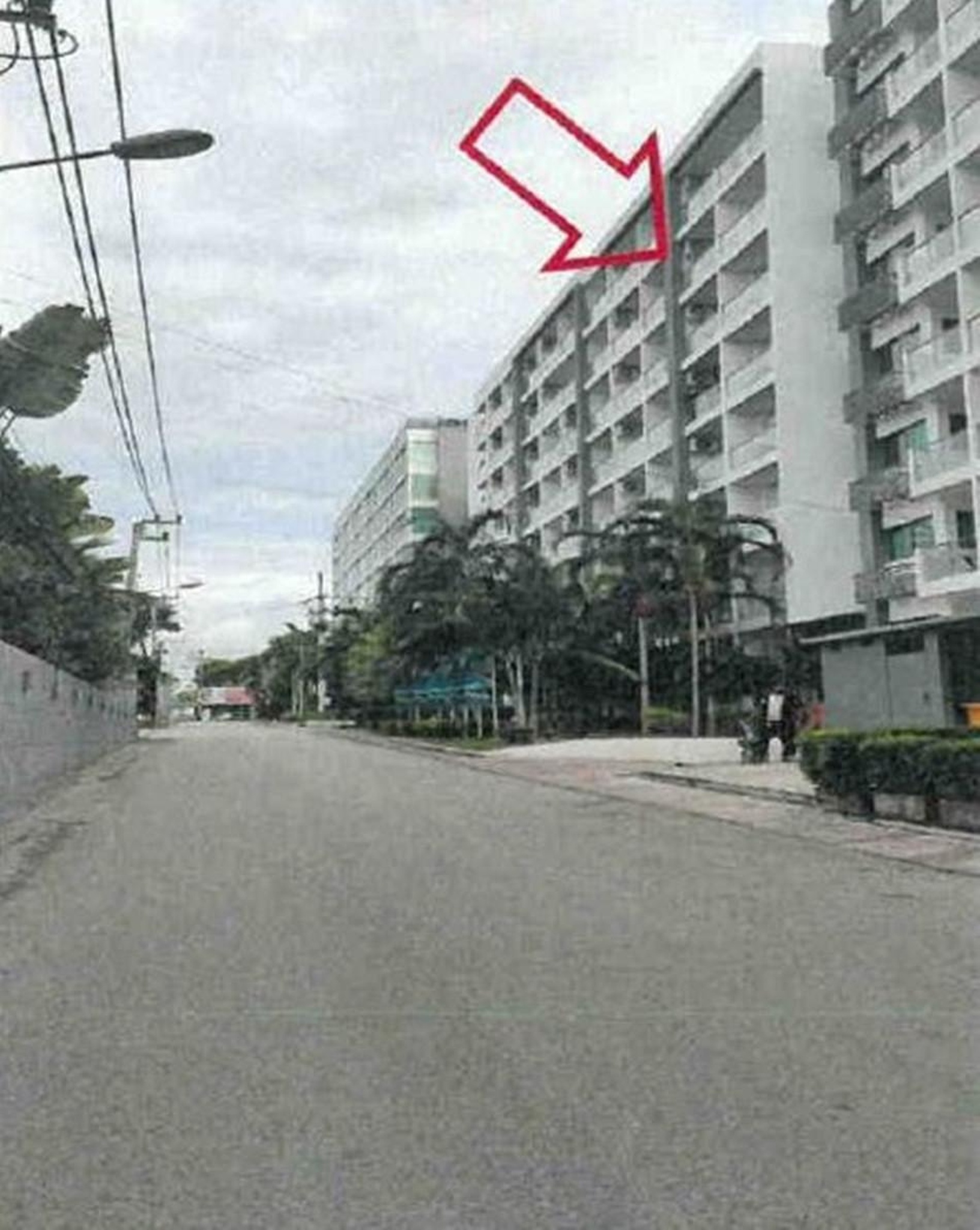 ทรัพย์สถาบันโดย ธอส. คอนโด คลับ รอยัล คอนโดมิเนียม วงศ์อมาตย์ พัทยา ซีและดี (Club Royal Condominium Wongamat Pattaya (C,D))