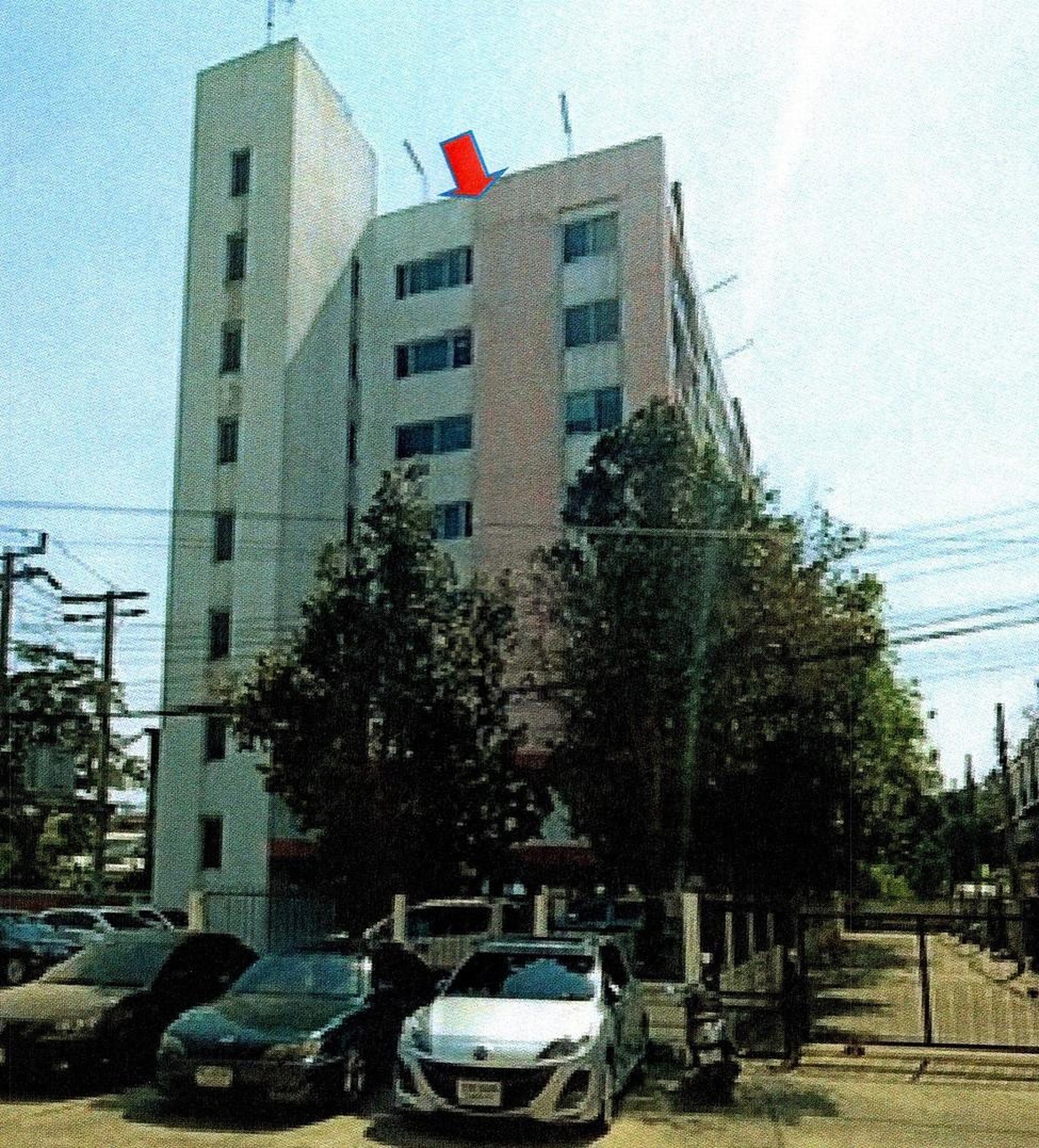 ทรัพย์สถาบันโดย ธอส. คอนโดติด MRT บางโพ ลอฟท์ ริเวอร์ เรสซิเดนซ์ 1 (Loft River Residence 1)