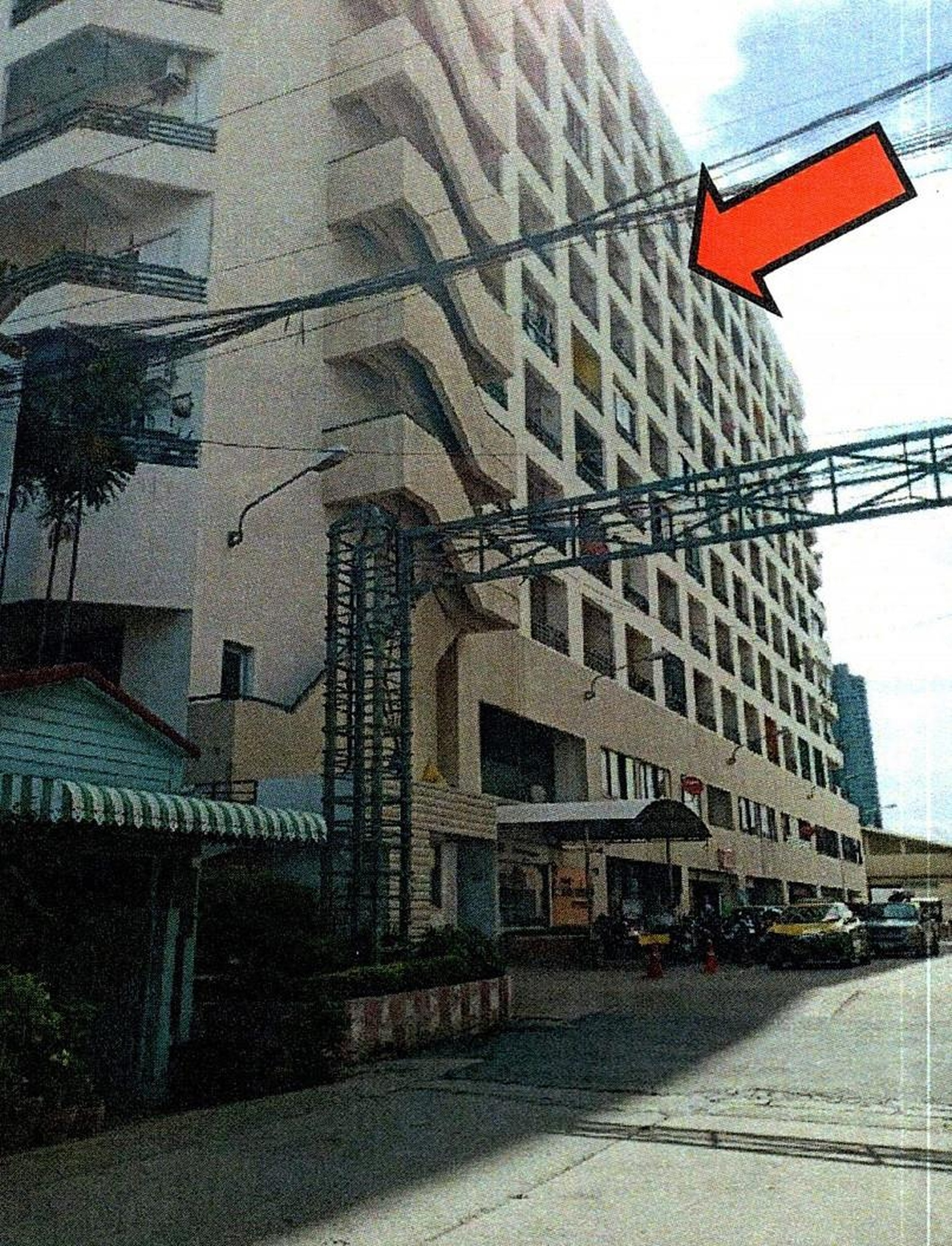 ทรัพย์สถาบันโดย ธอส. คอนโดติด MRT บางโพ พระรามหกแมนชั่น (Rama VI Mansion)