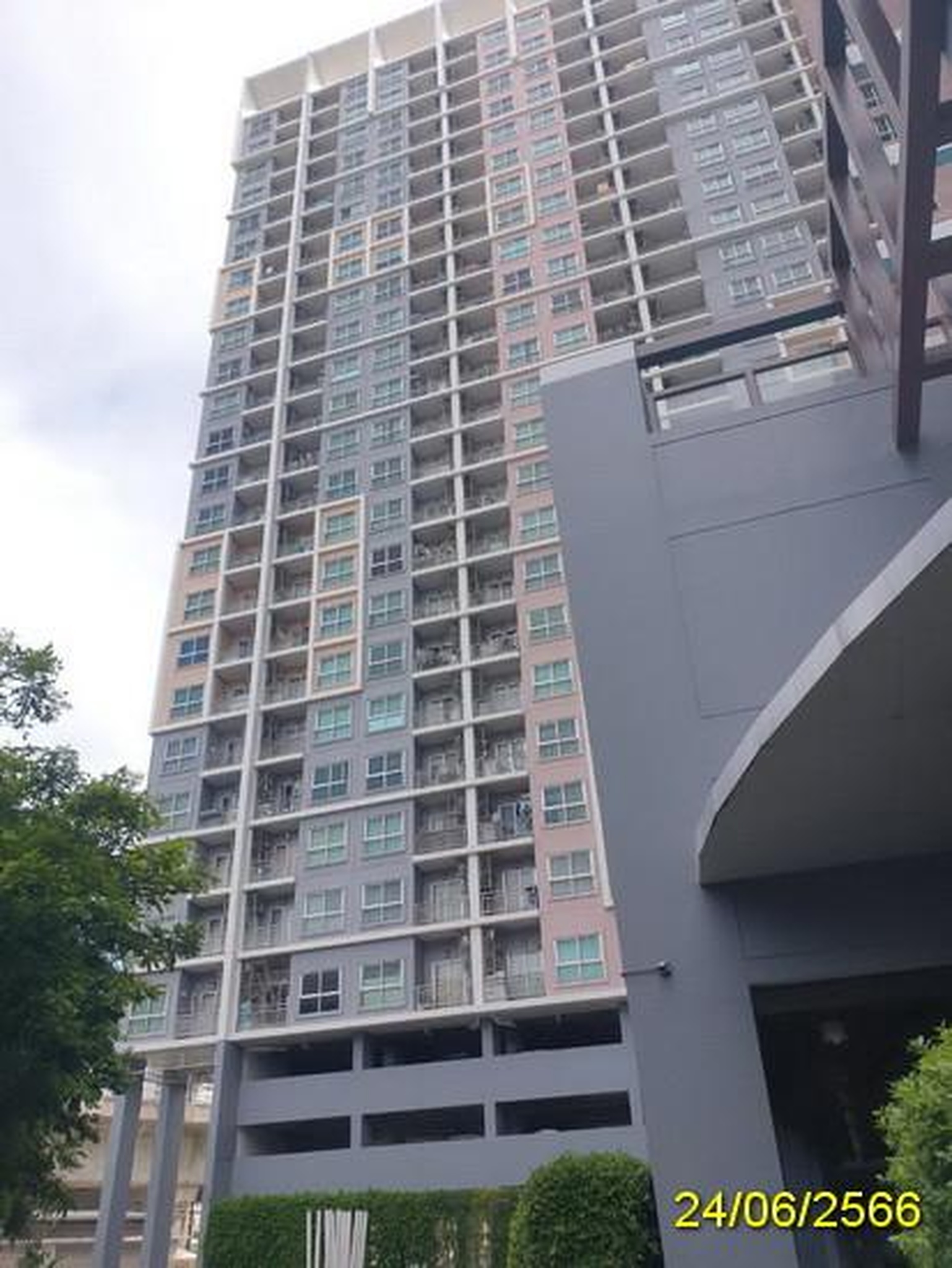 ทรัพย์สถาบันโดย ธอส. คอนโดติด MRT บางซ่อน ริชพาร์ค @ บางซ่อน (Rich Park @ Bangson)
