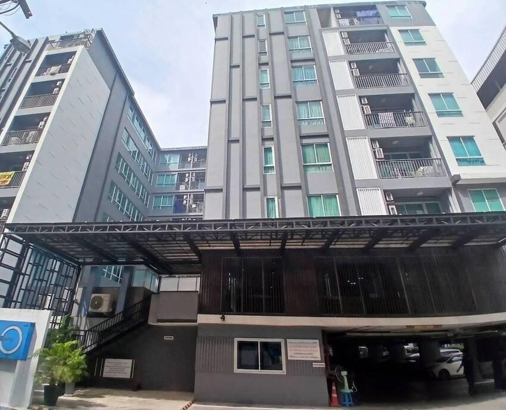ทรัพย์สถาบันโดย ธอส. คอนโดติด MRT ลาดพร้าว คอนโดมิเนียม ลีโว ลาดพร้าว 18 (LEVO Condominium Ladprao 18)