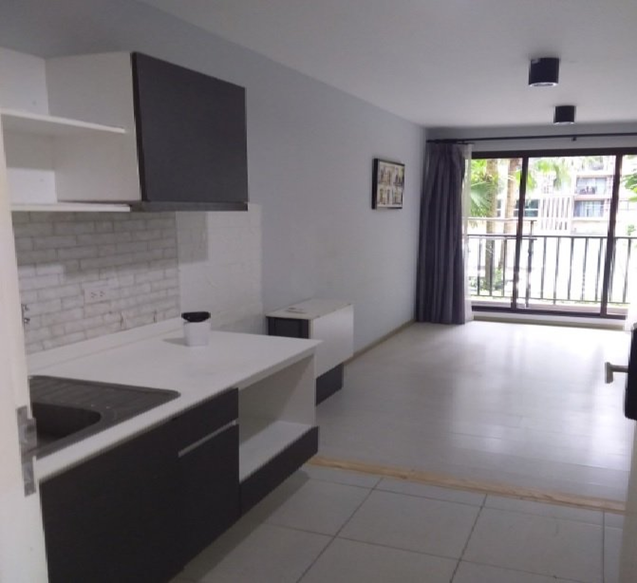 ทรัพย์สถาบันโดย SCB คอนโด สเคป 3 คอนโดมิเนียม (Zcape 3 Condominium)