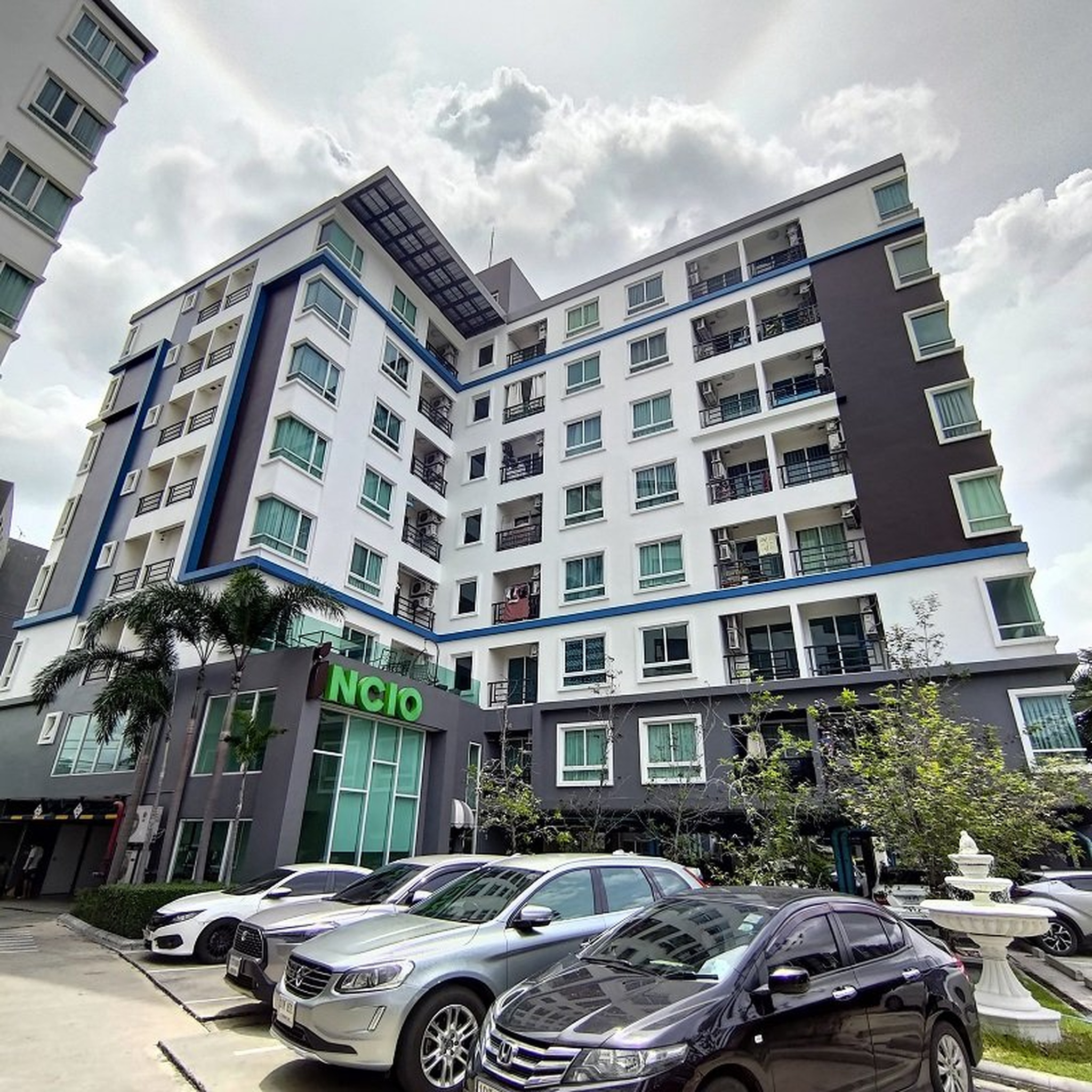 ทรัพย์สถาบันโดย SCB คอนโดติด BTS บางนา ลุมพินี วิลล์ ลาซาล-แบริ่ง (Lumpini Ville Lasalle-Bearing)