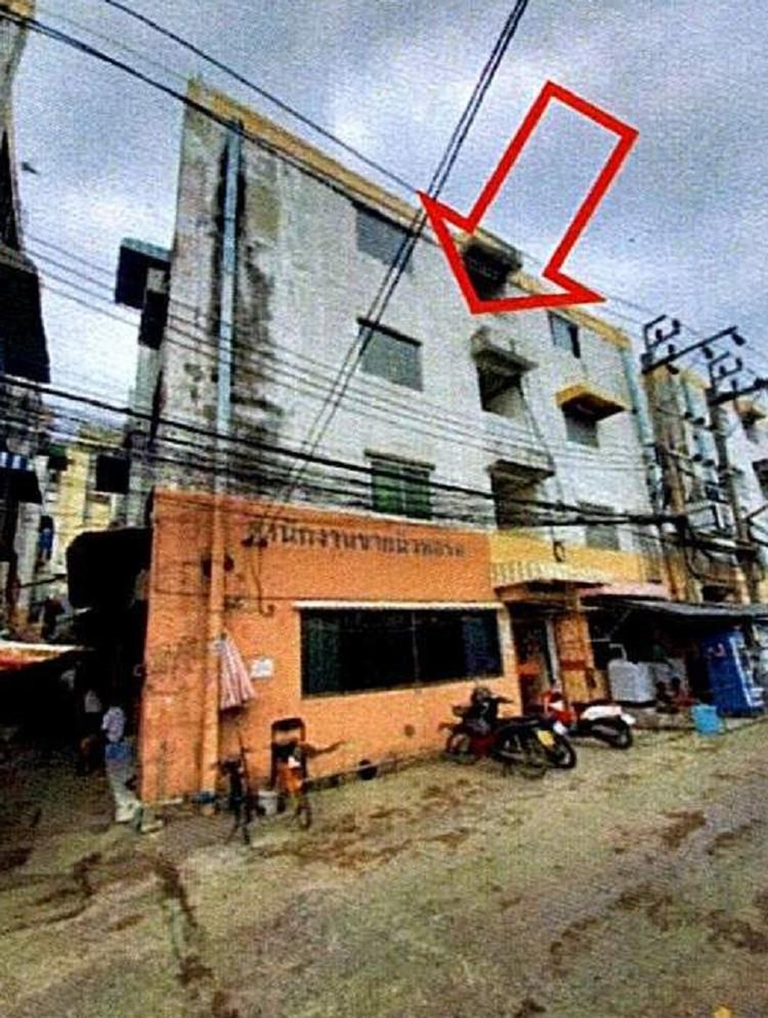 ทรัพย์สถาบันโดย GHB คอนโดติด BTS สะพานใหม่ นิวพอร์ตเพลส คอนโดมิเนียม (Newport Place Condominium)