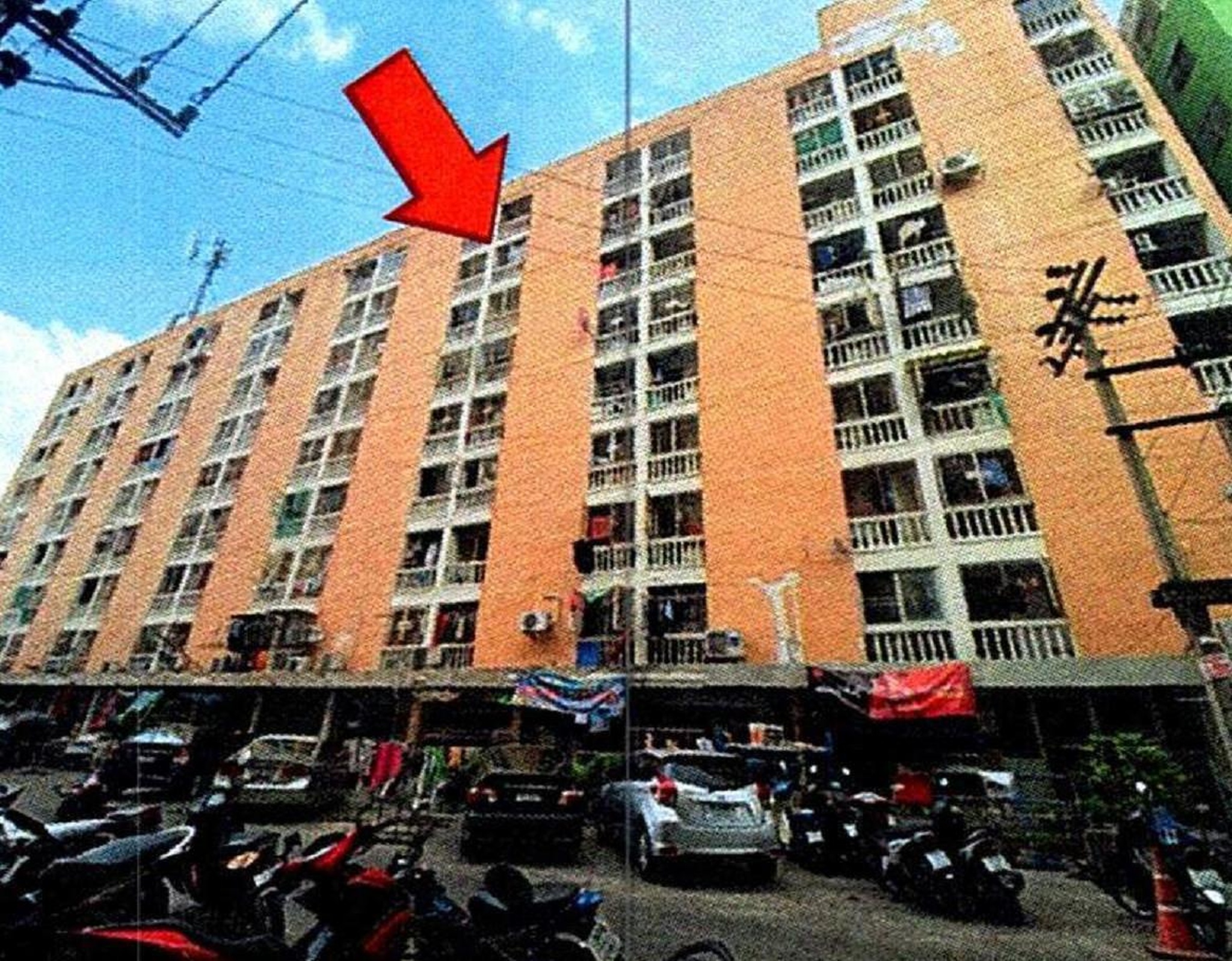 ทรัพย์สถาบันโดย GHB คอนโด ยงเจริญคอมเพล็กซ์ (Yong Charoen Complex)