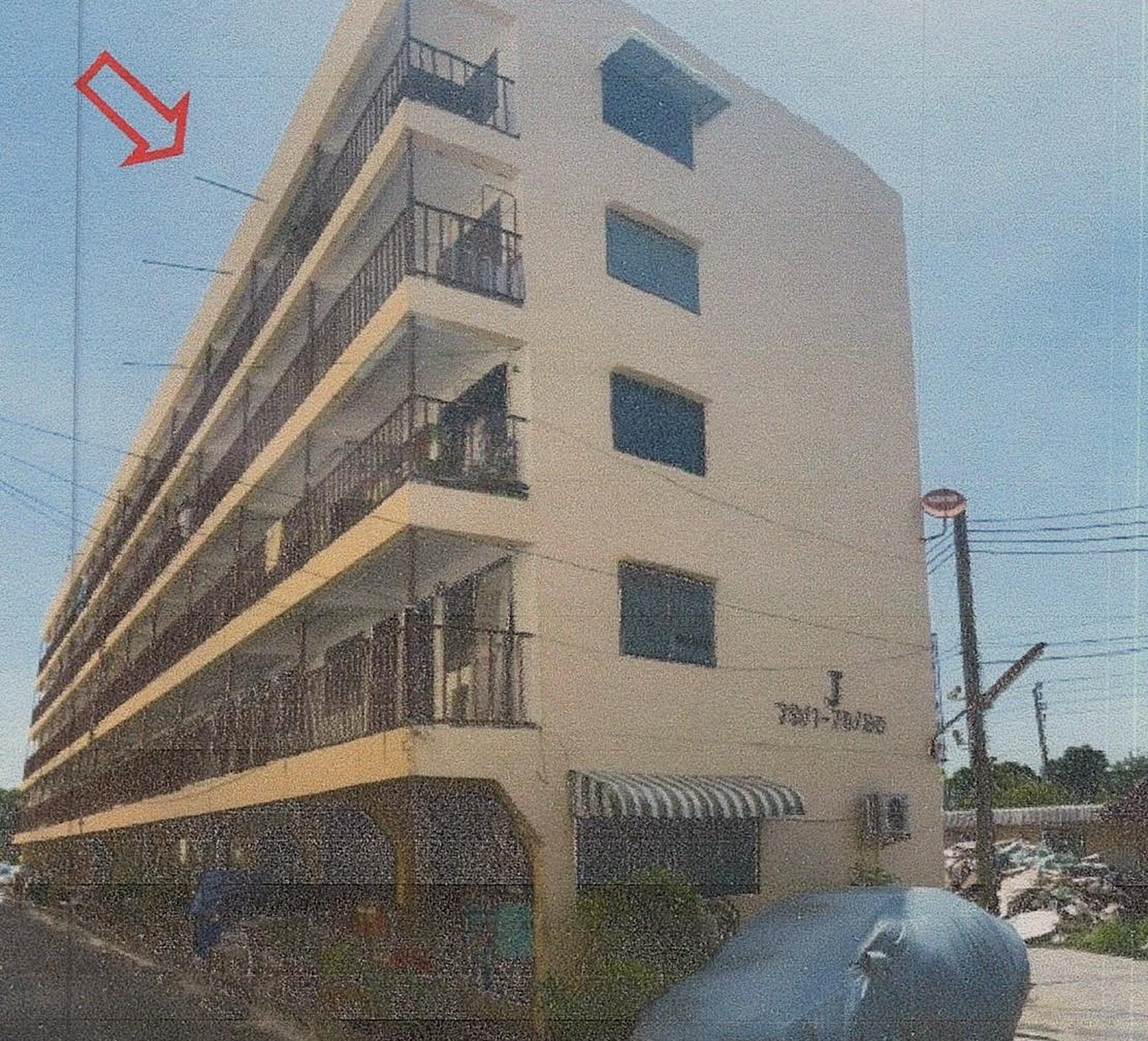 ทรัพย์สถาบันโดย GHB คอนโดติด BTS อุดมสุข นิรันดร์ คอนโดมิเนียม 1 (Niran Condominium 1)