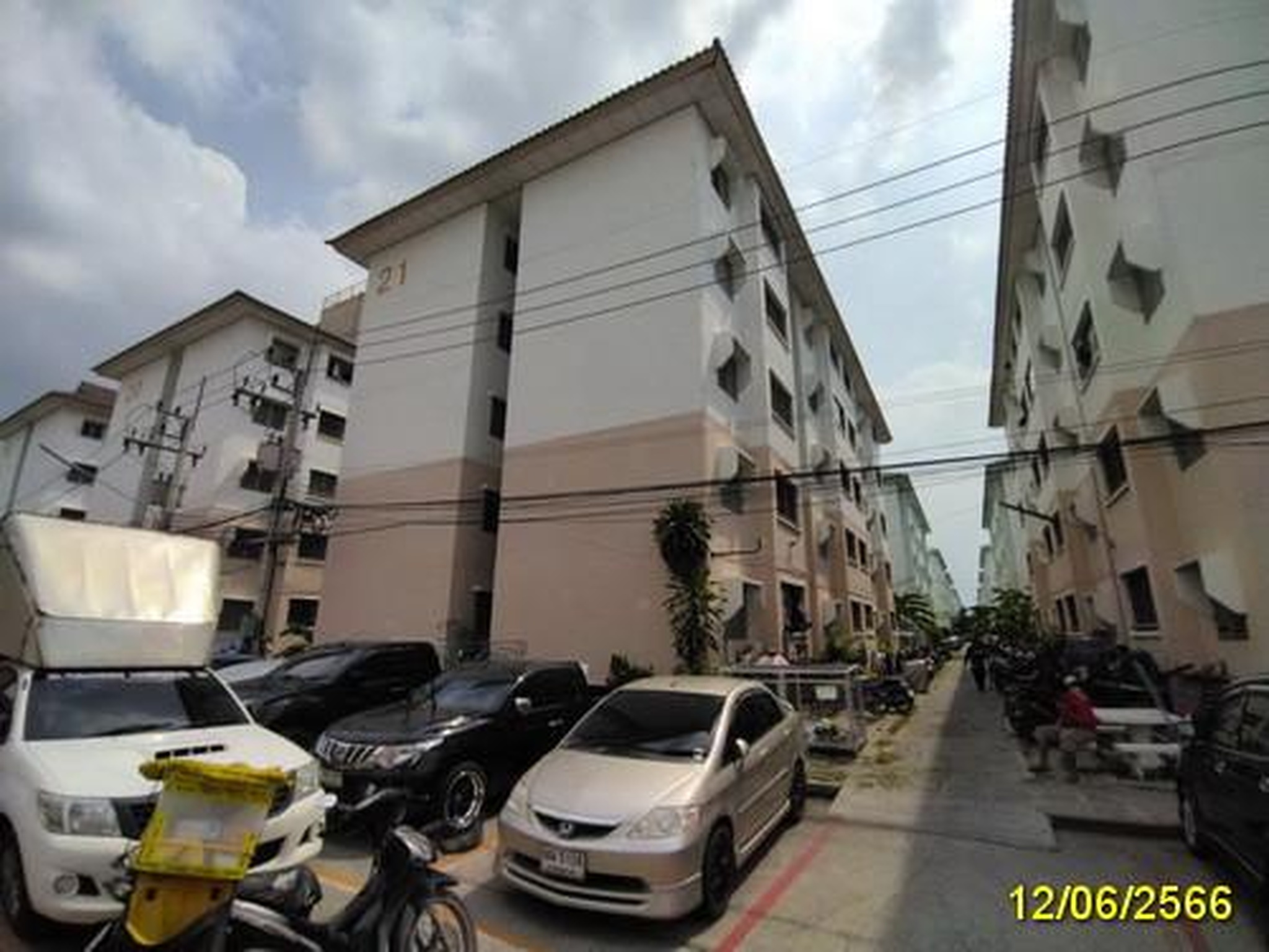 ทรัพย์สถาบันโดย GHB คอนโด บ้านเอื้ออาทร พหลโยธิน กม.44 (Baan Ua-Athorn Phaholyothin Km.44)
