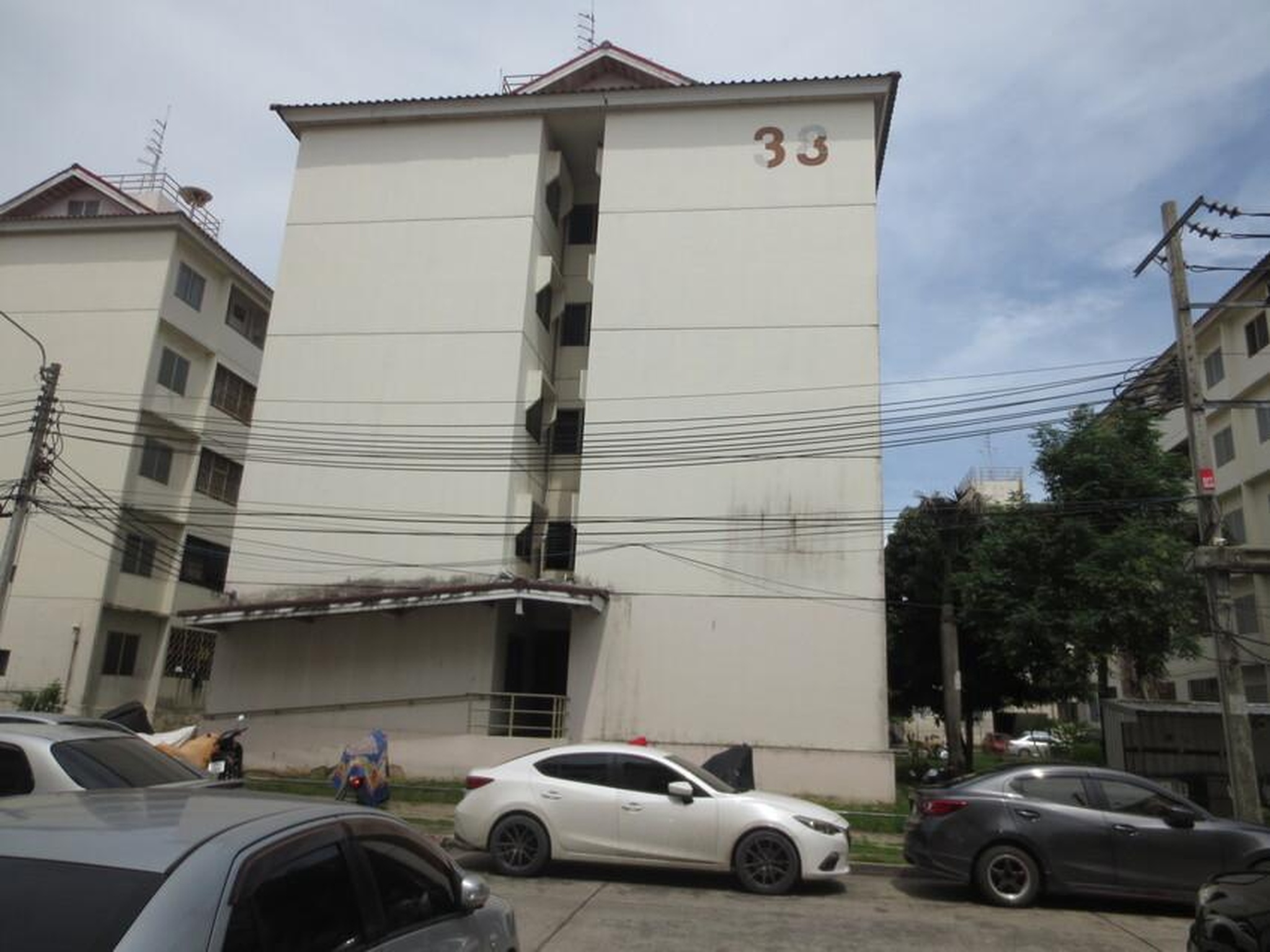 ทรัพย์สถาบันโดย GHB คอนโด บ้านเอื้ออาทร ลาดกระบัง 2 (ประชาพัฒนา) (Baan Ua-Athorn Latkrabang 2)