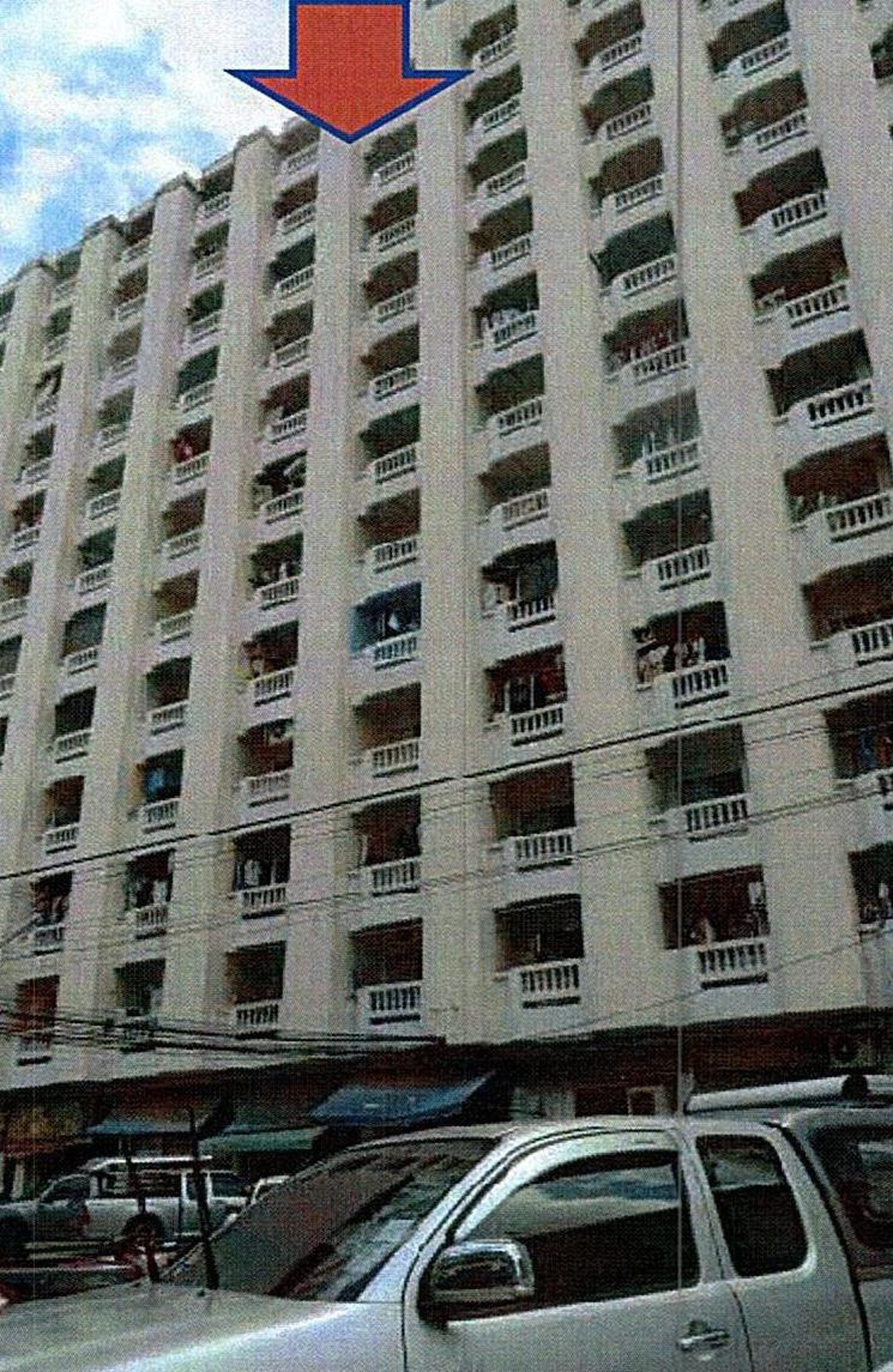 ทรัพย์สถาบันโดย GHB คอนโด วงแหวนคอมเพล็กซ์ (Wongwaen Complex)
