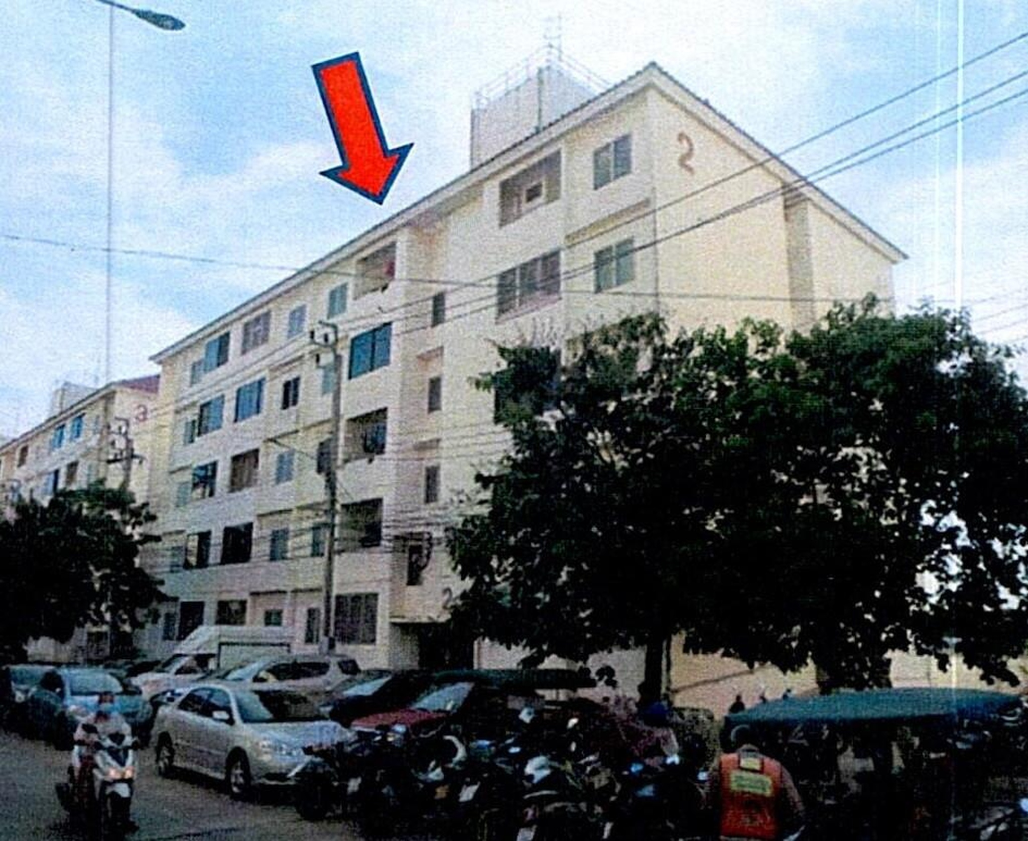 ทรัพย์สถาบันโดย GHB คอนโด บ้านเอื้ออาทร ลาดกระบัง 2 (ประชาพัฒนา) (Baan Ua-Athorn Latkrabang 2)