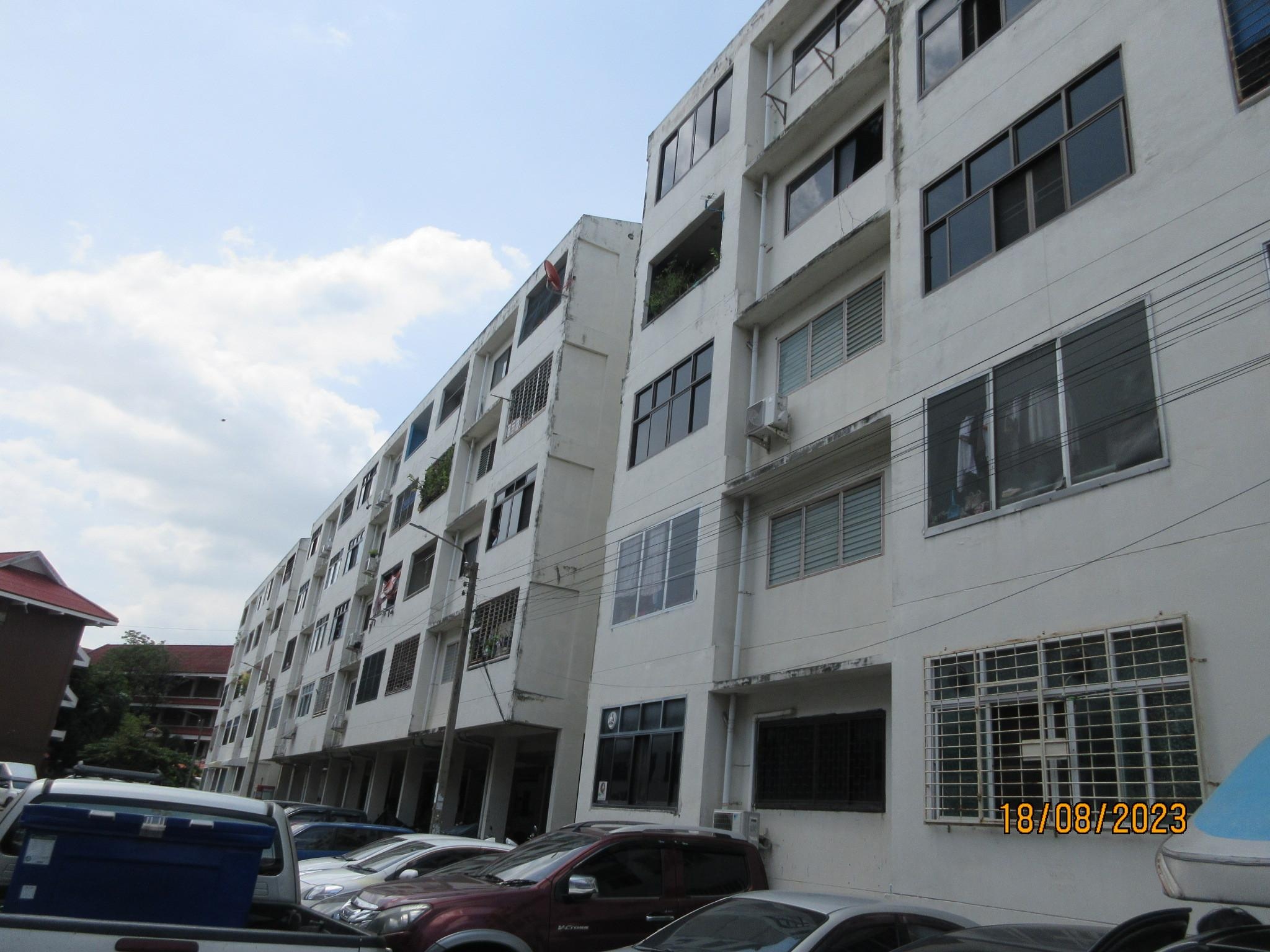 ทรัพย์สถาบันโดย GHB คอนโด เคหะชุมชนร่มเกล้า (Romklao Community Housing Project)