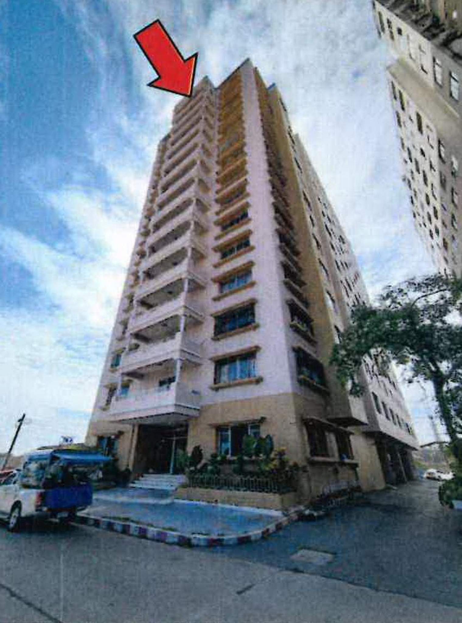 ทรัพย์สถาบันโดย GHB คอนโดติด SRT หลักหก เดอะ บลูเทอเรส คอนโดเทล (The Blue Terrace Condotel)