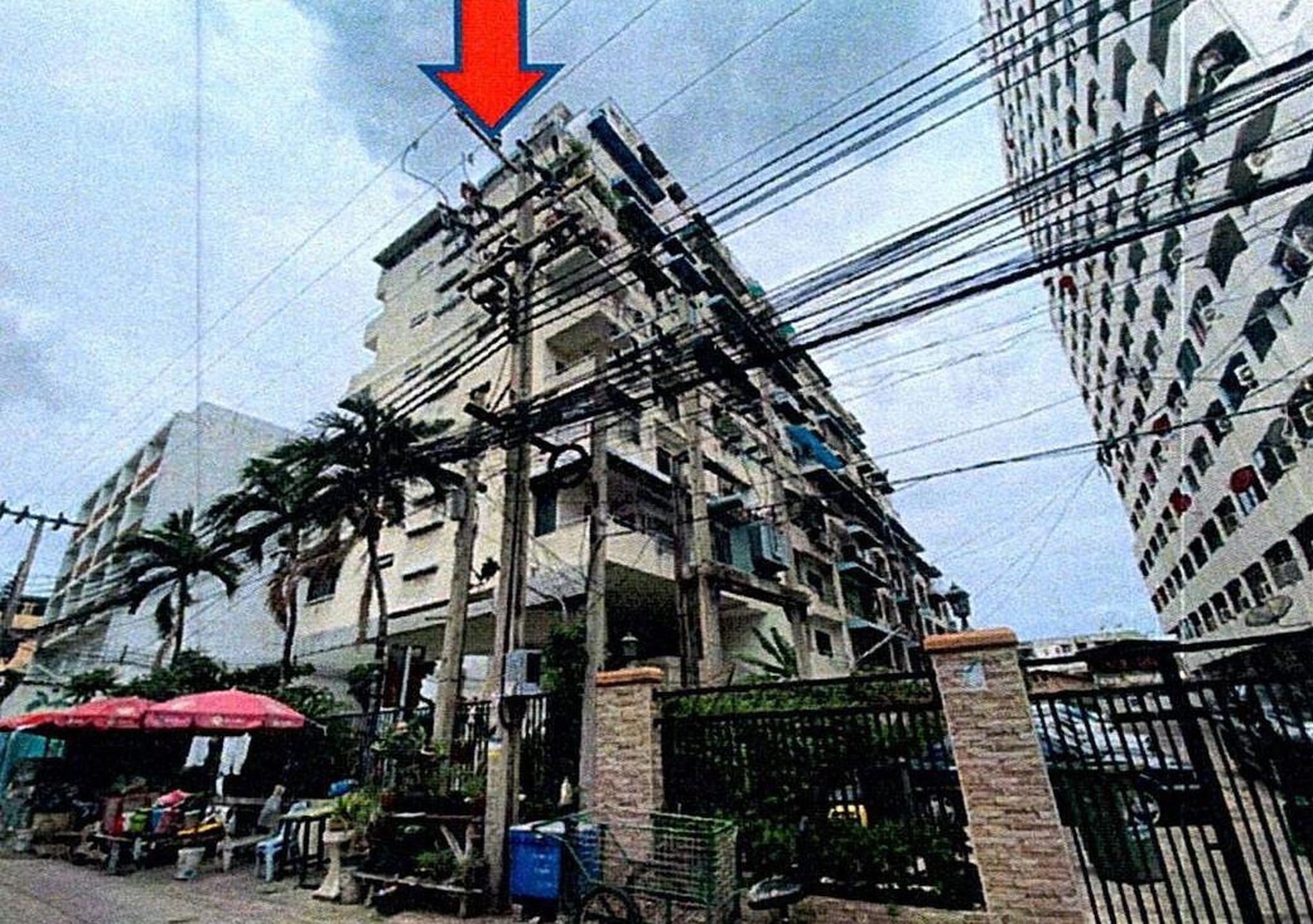 ทรัพย์สถาบันโดย GHB คอนโดติด BTS สะพานควาย อินทามระ เพลส (Inthamara Place)