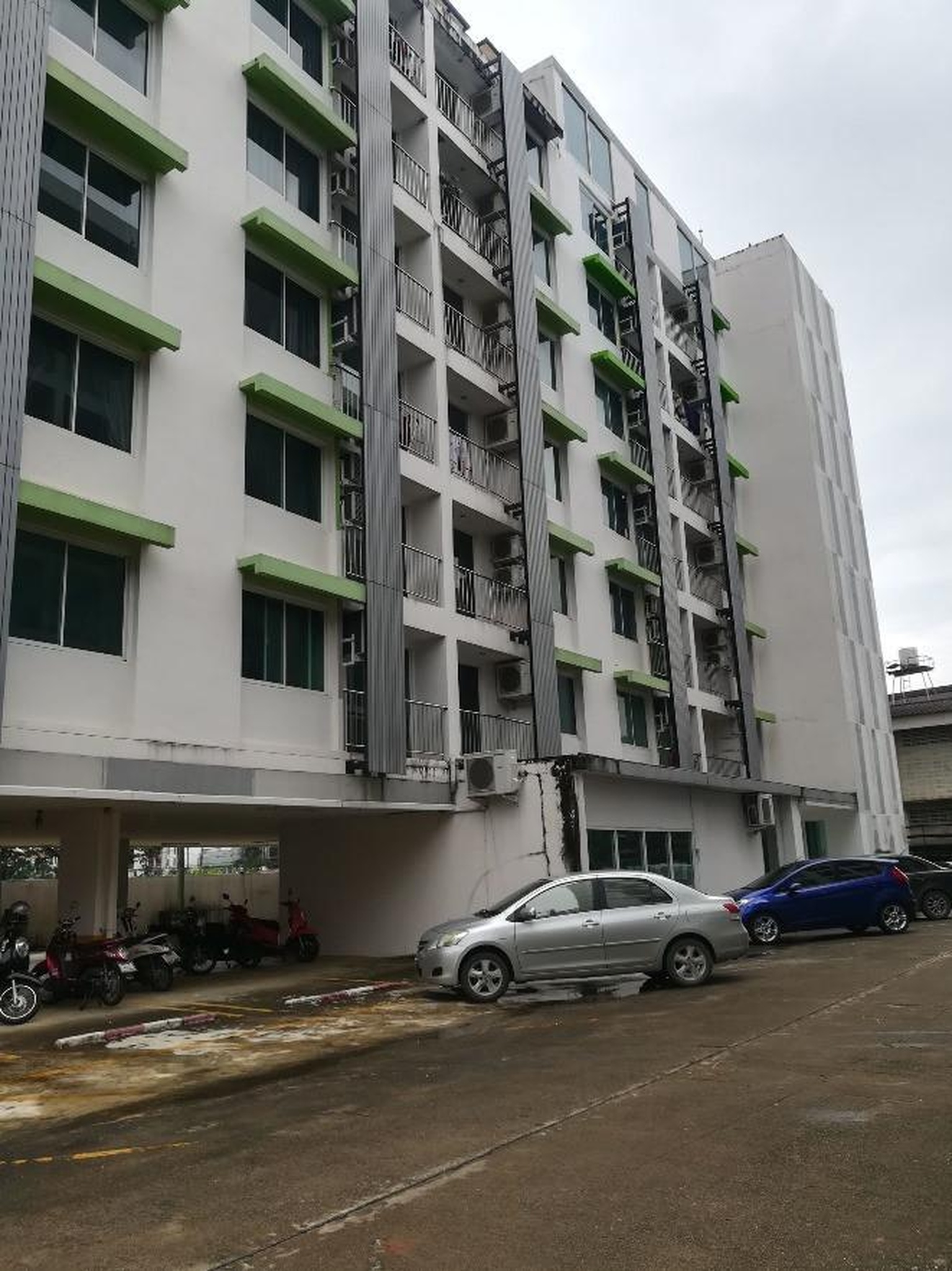 ทรัพย์สถาบันโดย GHB คอนโด ไวส์ คอนโดมิเนียม บ้านดู่-เชียงราย (Wise Condominium Bandu-Chiangrai)
