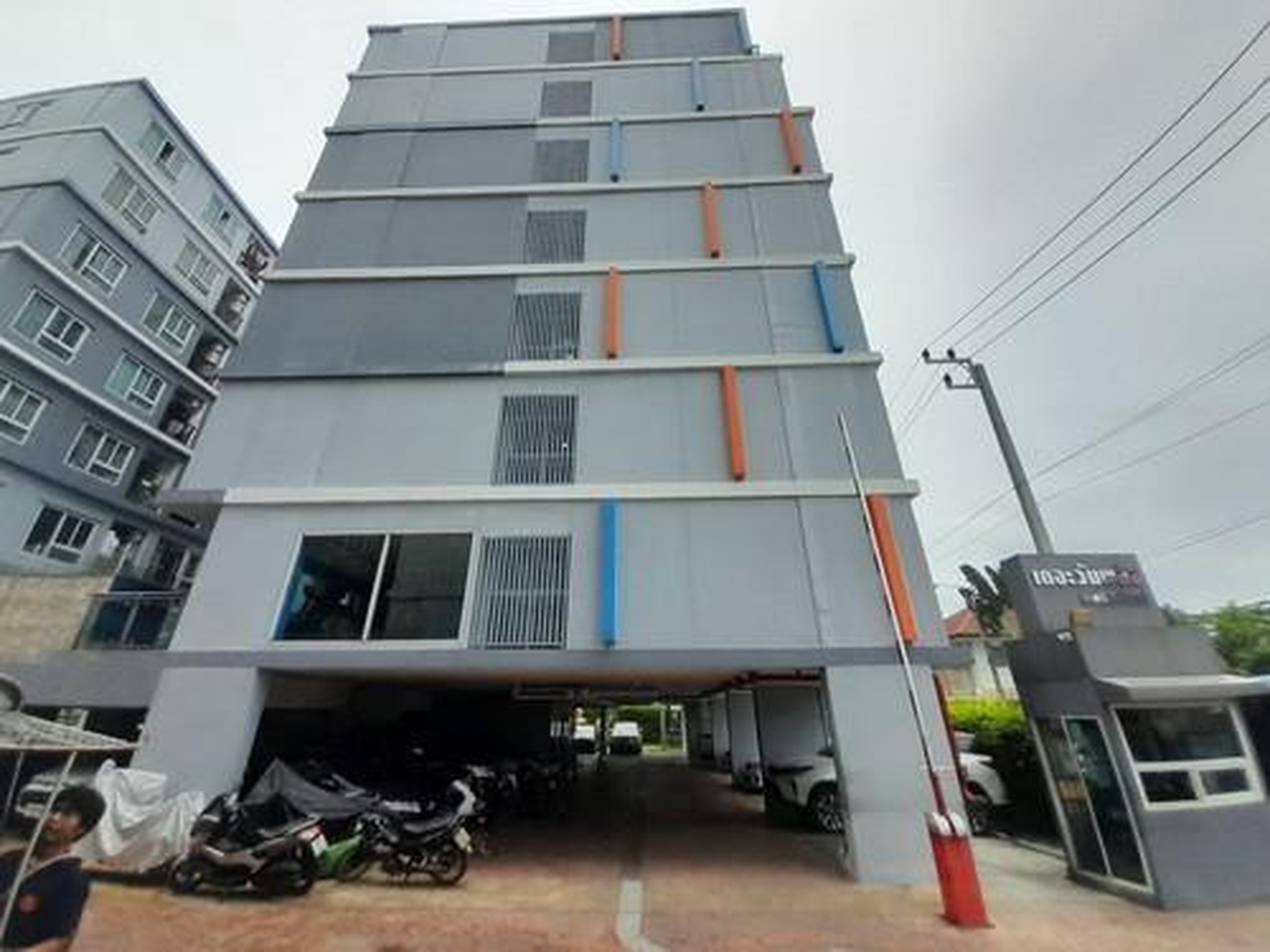 ทรัพย์สถาบันโดย GHB คอนโดติด ARL หัวหมาก เดอะ วันพลัส แอท ศรีนครินทร์ (The One Plus @ Srinakarindra)
