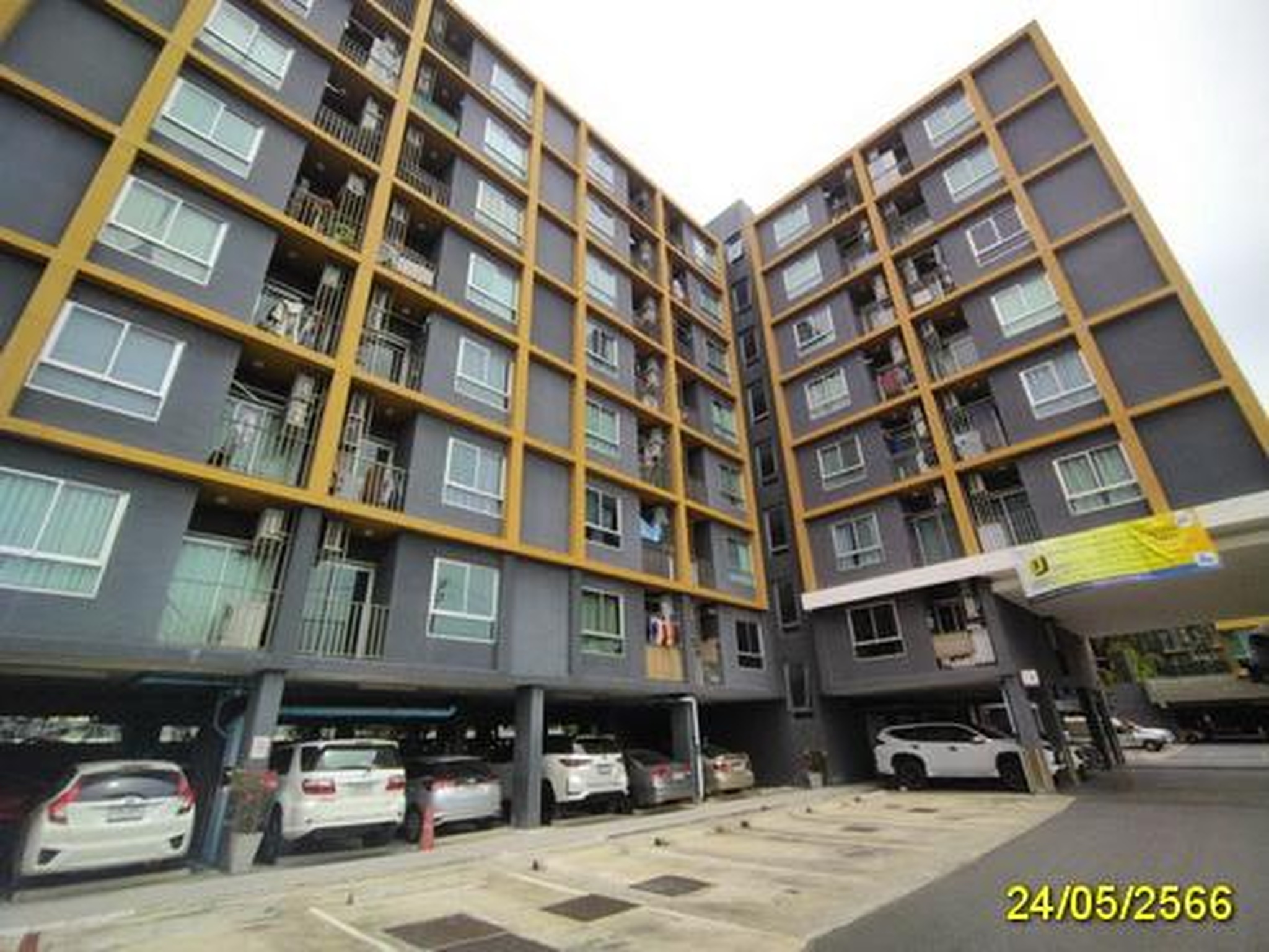 ทรัพย์สถาบันโดย GHB คอนโดติด ARL หัวหมาก คอนโด ยู แอท หัวหมากสเตชั่น (Condo U @ Huamak Station)