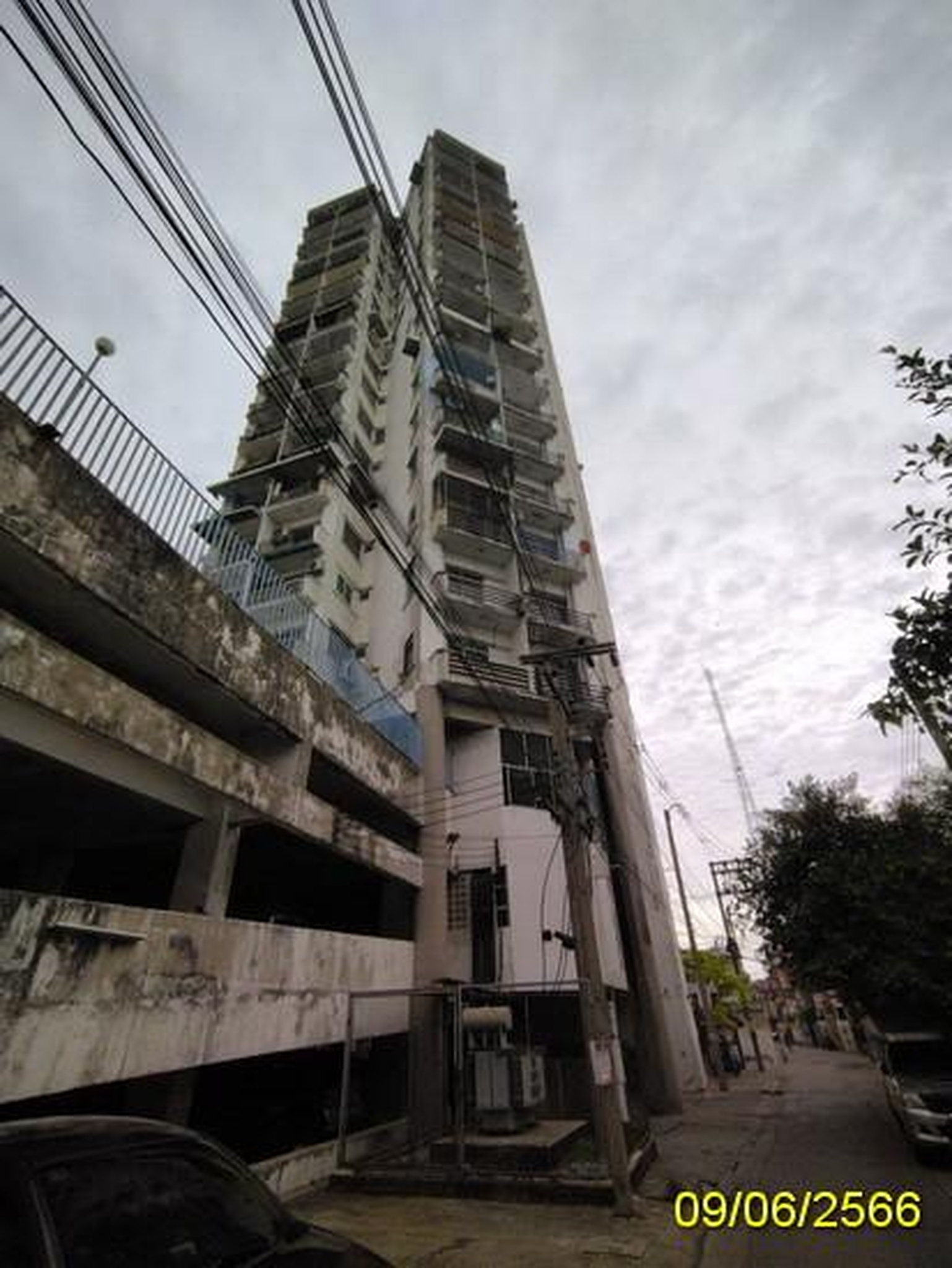 ทรัพย์สถาบันโดย GHB คอนโดติด MRT สุทธิสาร เรสซิเดนซี ไฮท์ (Residency Height )