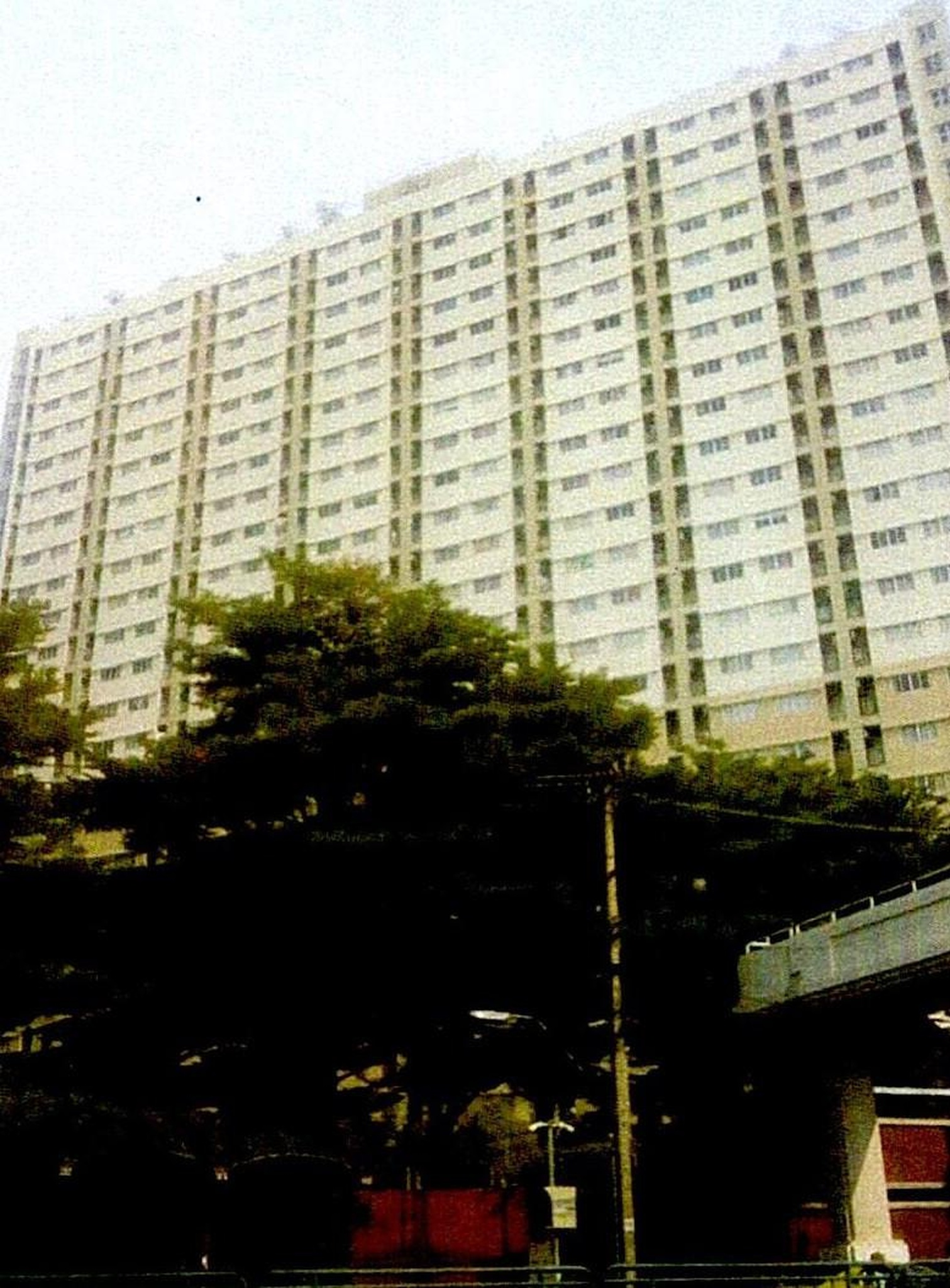 ทรัพย์สถาบันโดย GHB คอนโด ลุมพินี คอนโดทาวน์ รามอินทรา-นวมินทร์ (Lumpini Condotown Ramintra-Nawamin)
