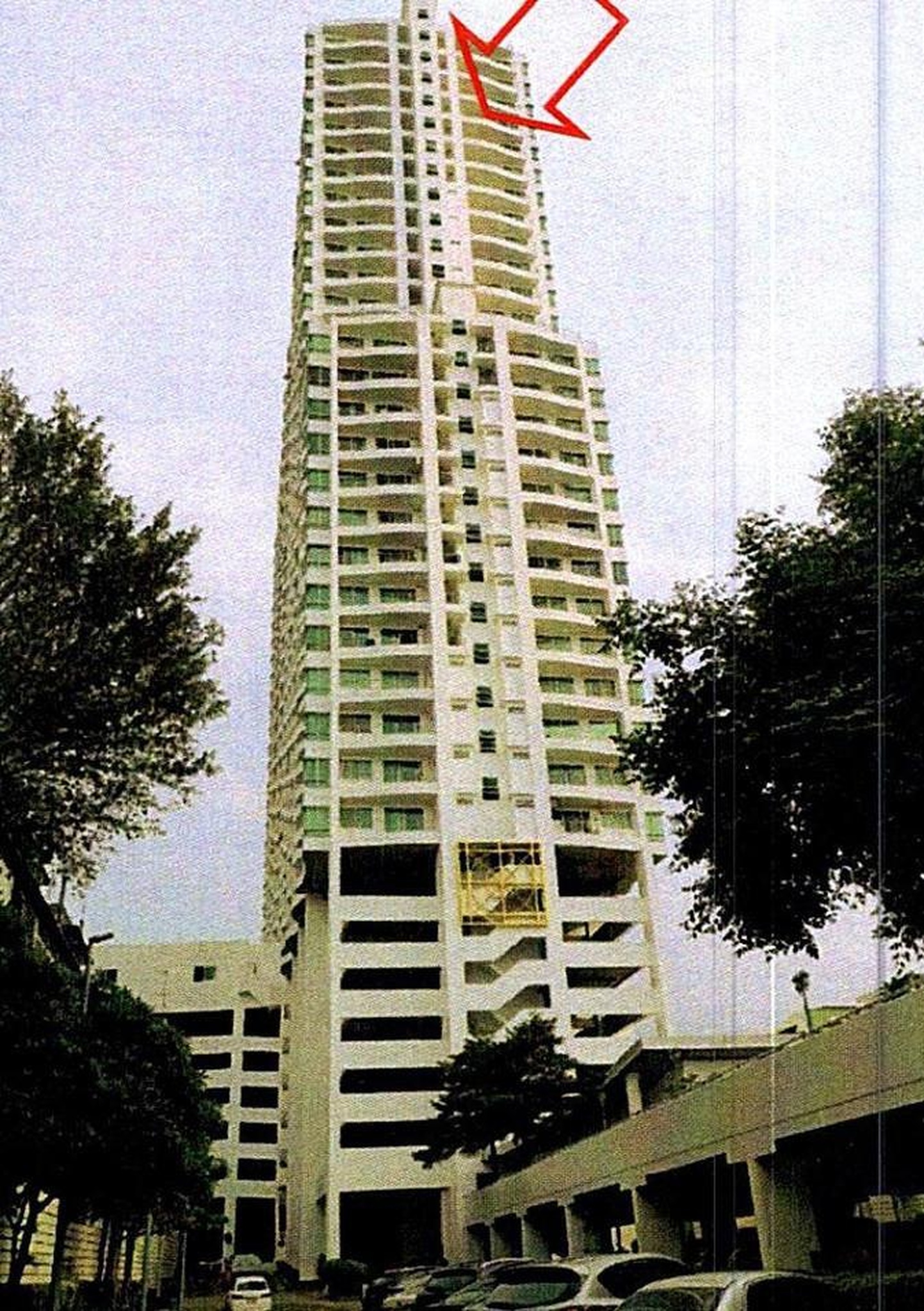 ทรัพย์สถาบันโดย GHB คอนโด ศุภาลัย ริเวอร์ เพลส (Supalai River Place)